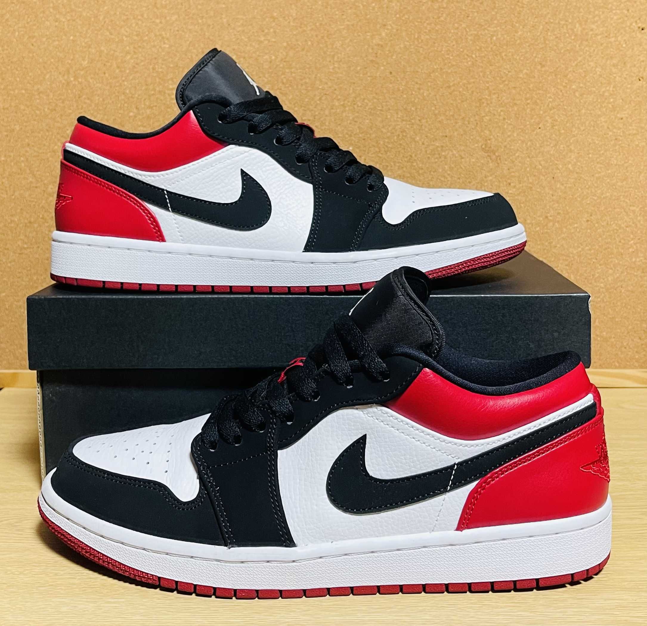 Nike Air Jordan 1 Low "Black Toe"