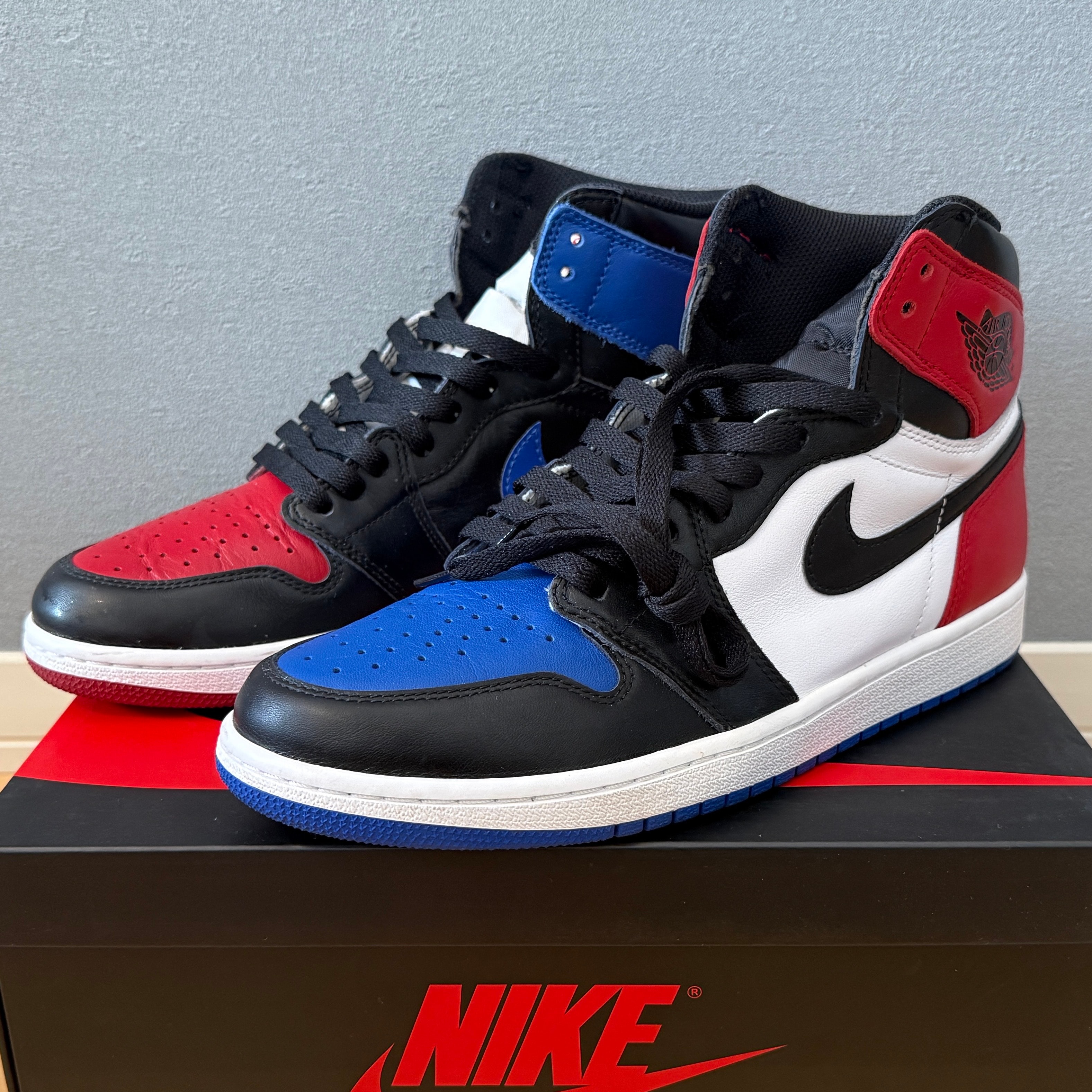 Nike Air Jordan 1 Retro High "Top 3"