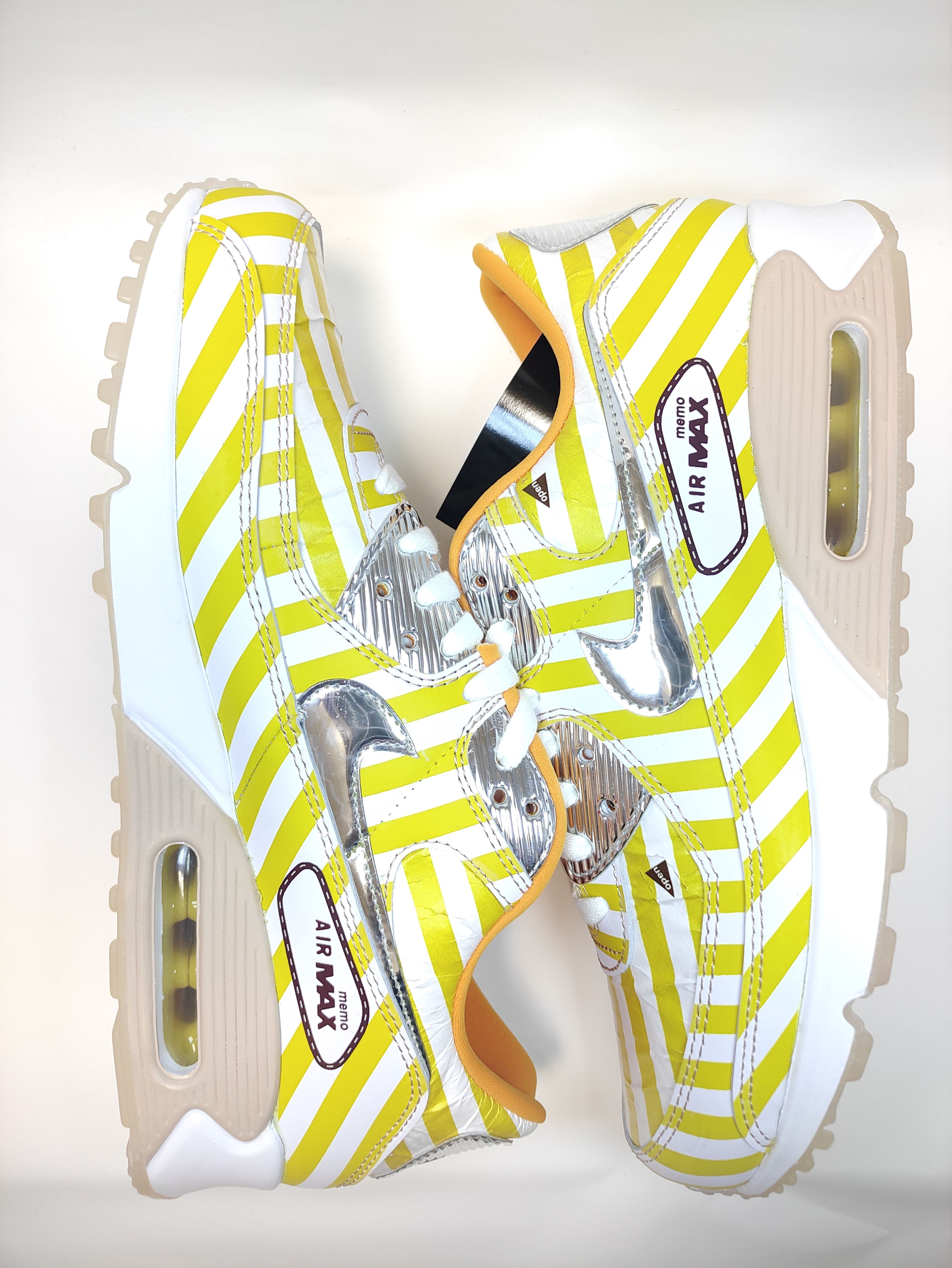 Nike Air Max 90 SE "Swoosh Mart/Chicken"