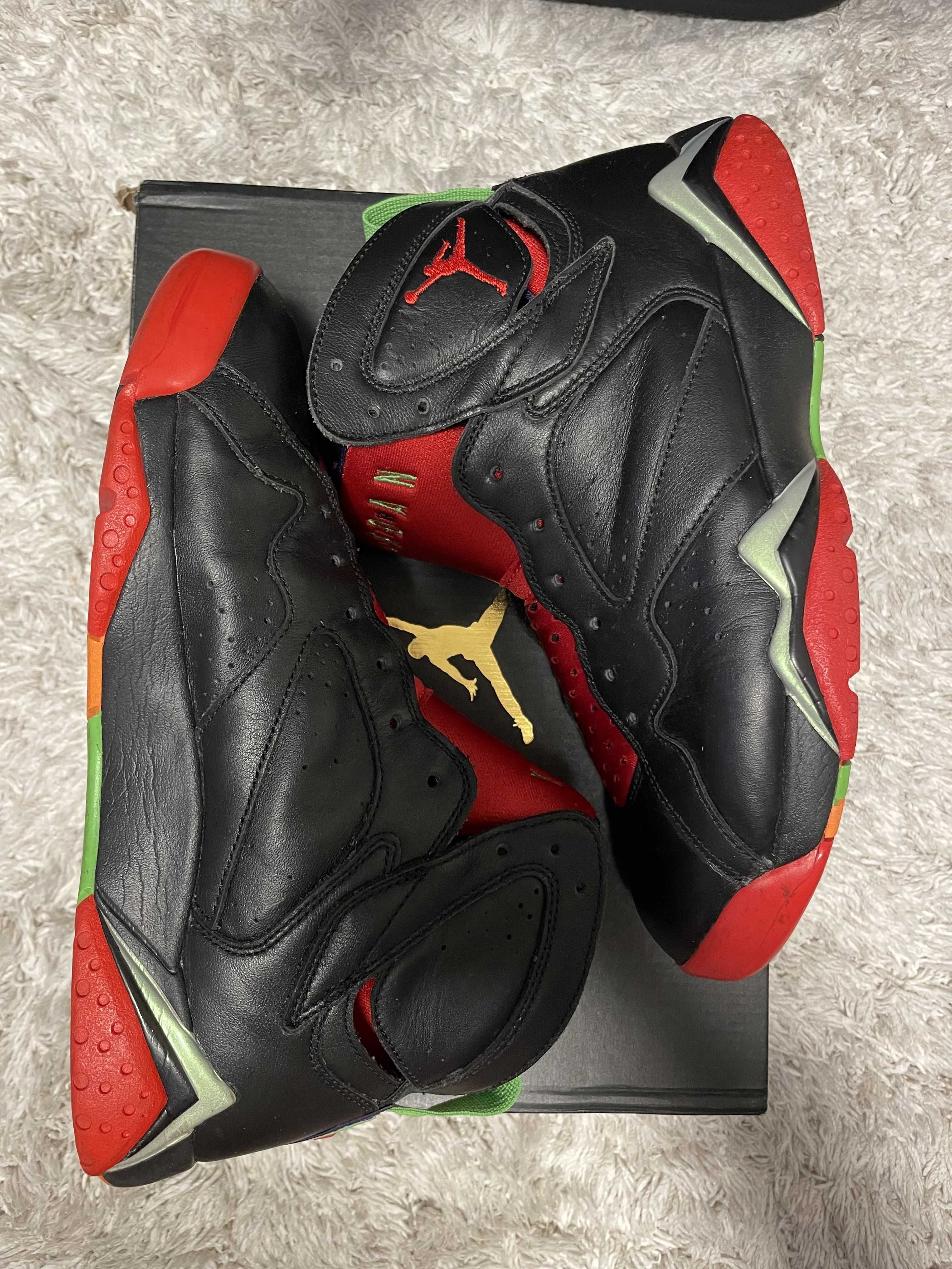 NIKE AIR JORDAN 7 RETRO MARVIN THE MARTIAN