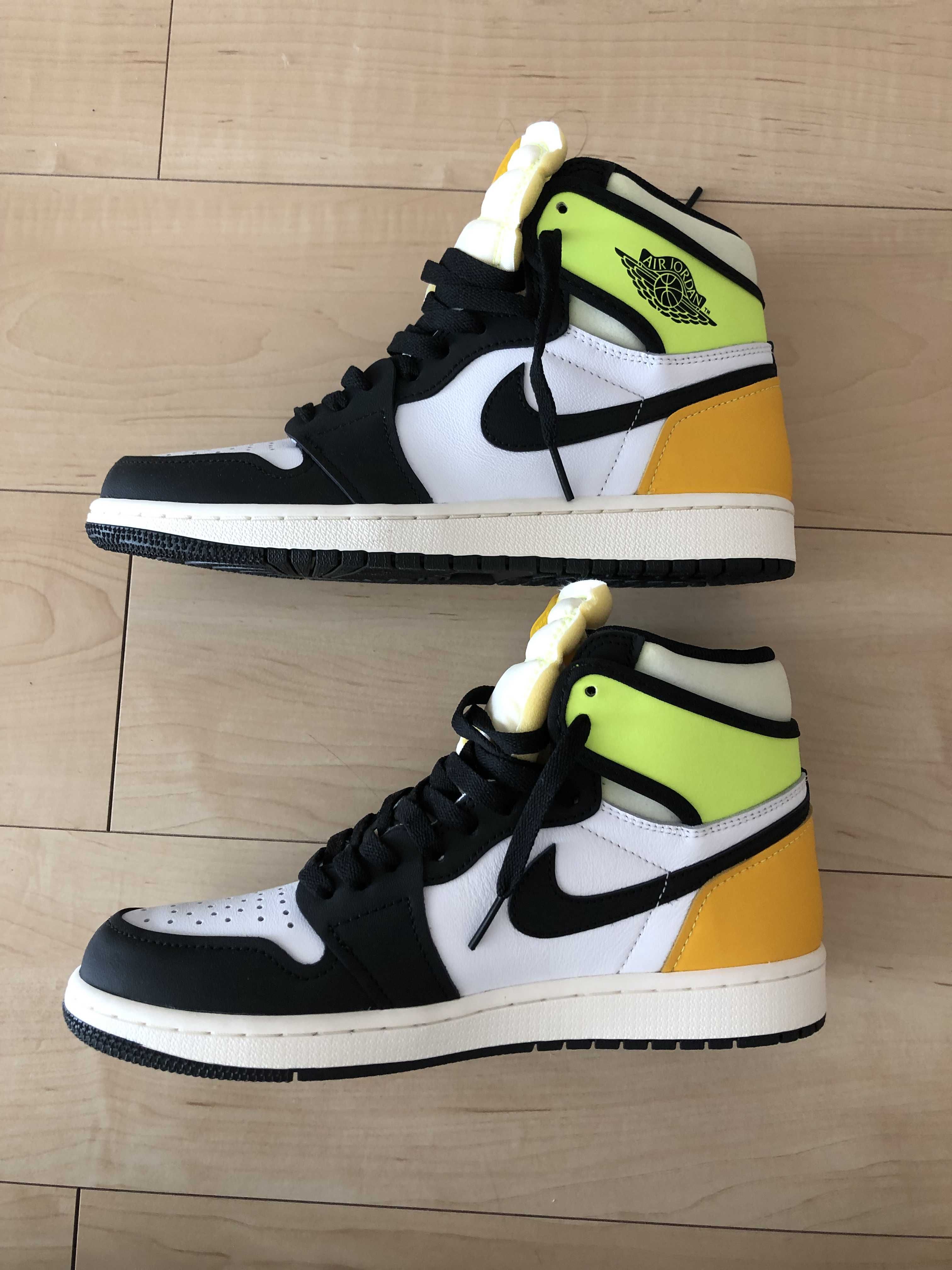 Nike Air Jordan 1 High OG "Volt Gold"