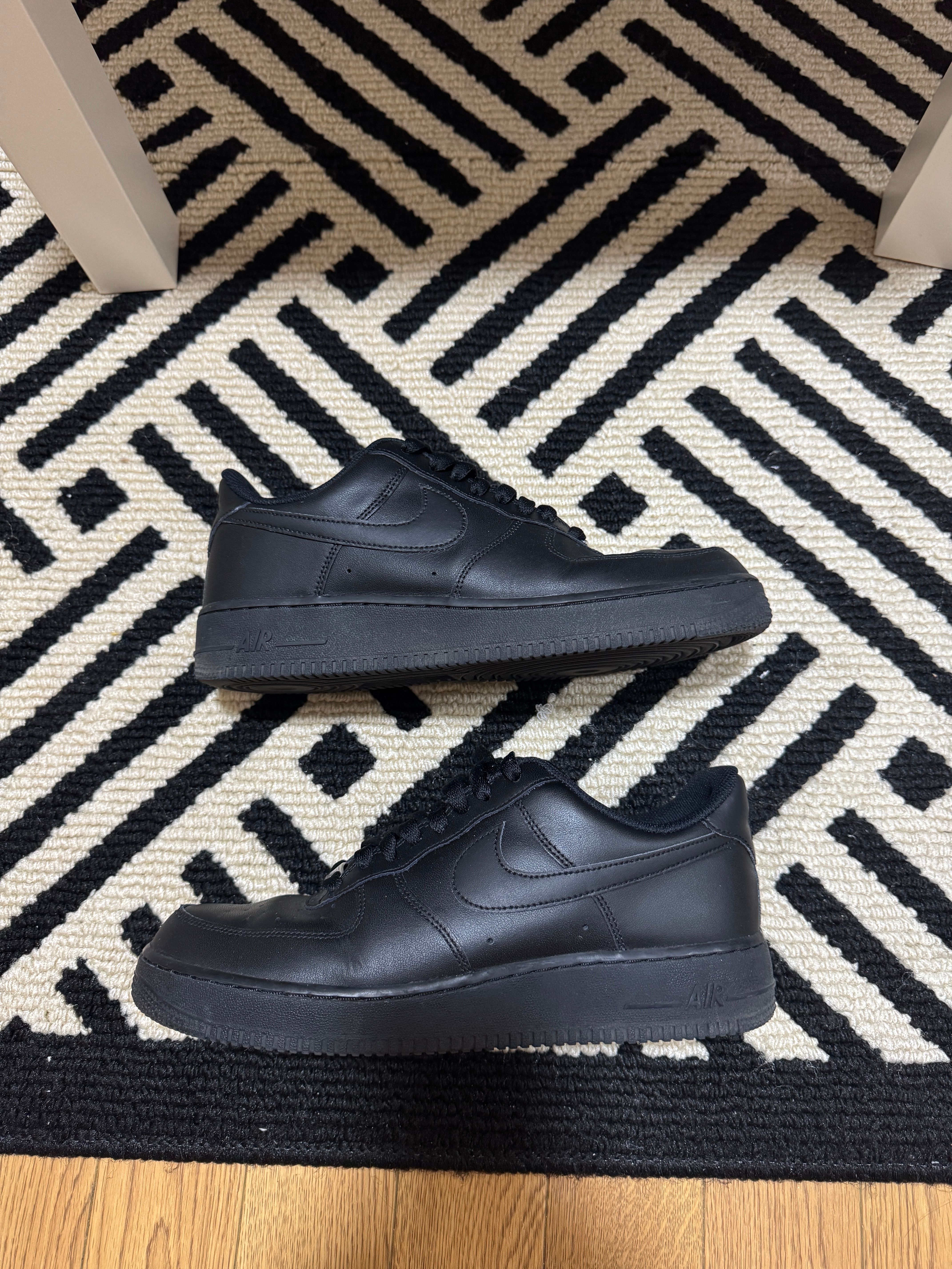 Nike Air Force 1 Low '07 "Black/Black"