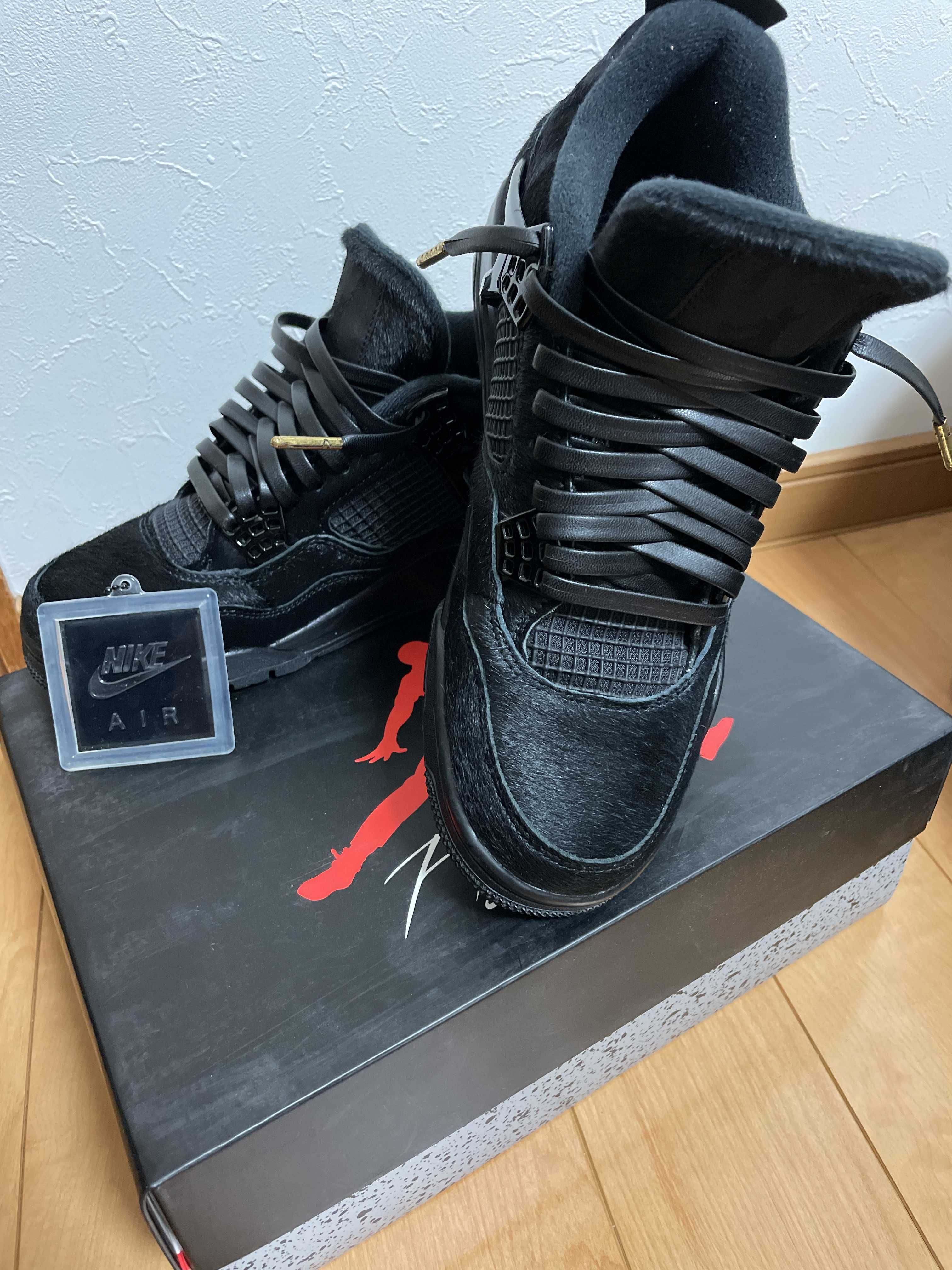 Olivia Kim × Nike Women's Air Jordan 4 "Black Cat"