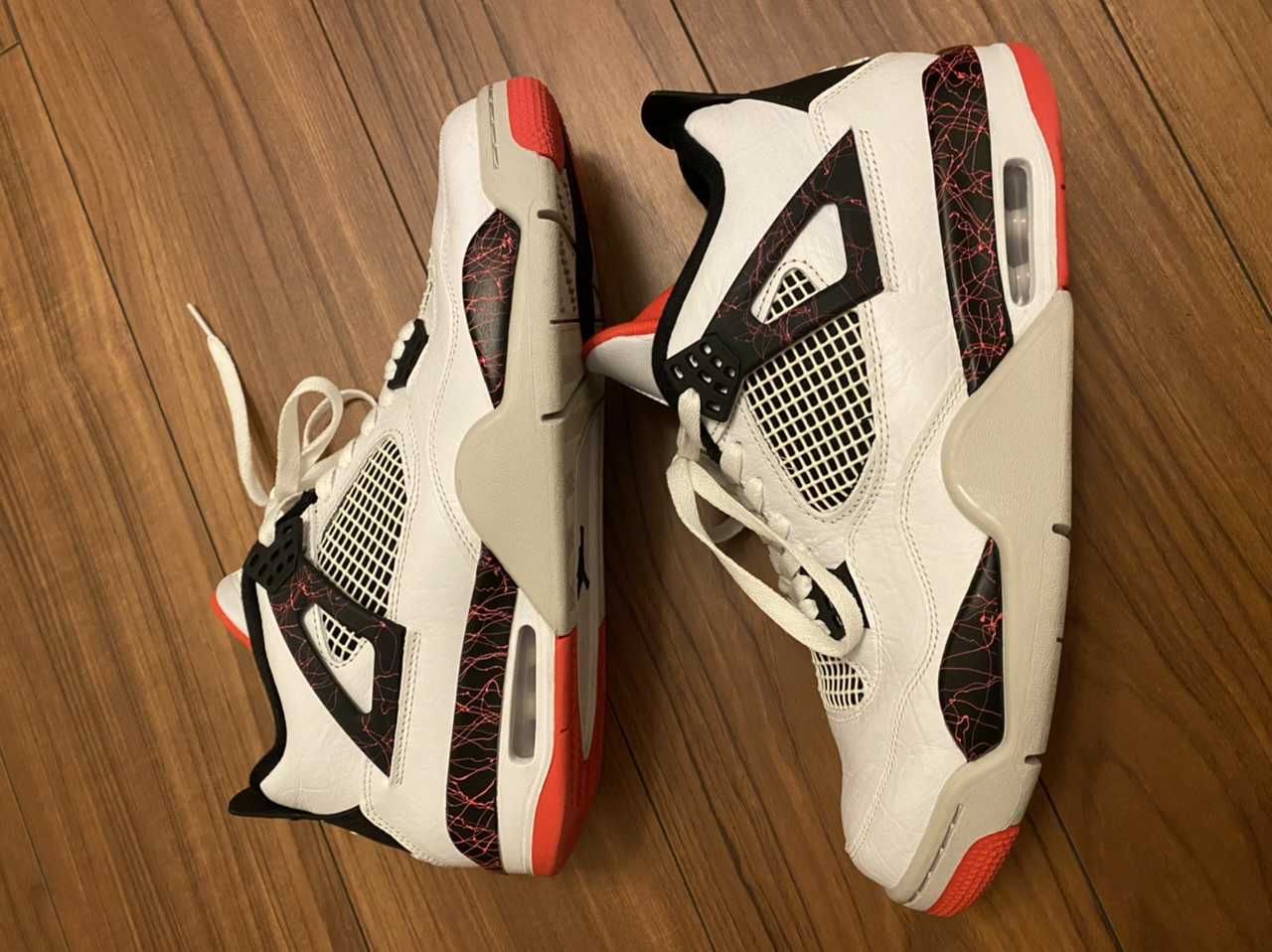 Nike Air Jordan 4 Retro "Flight Nostalgia"