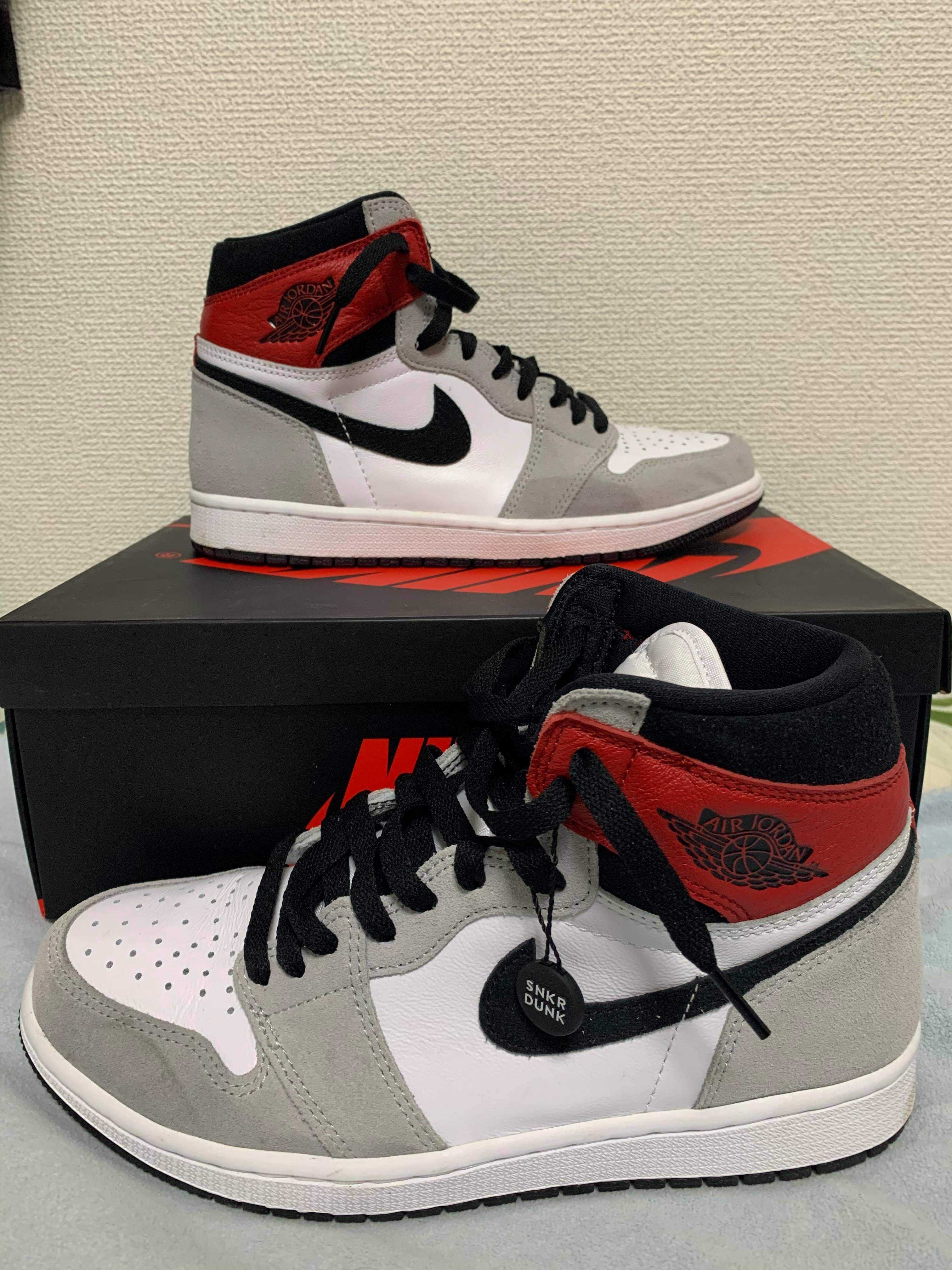 Nike Air Jordan 1 High OG "White/Black/Light Smoke Grey"