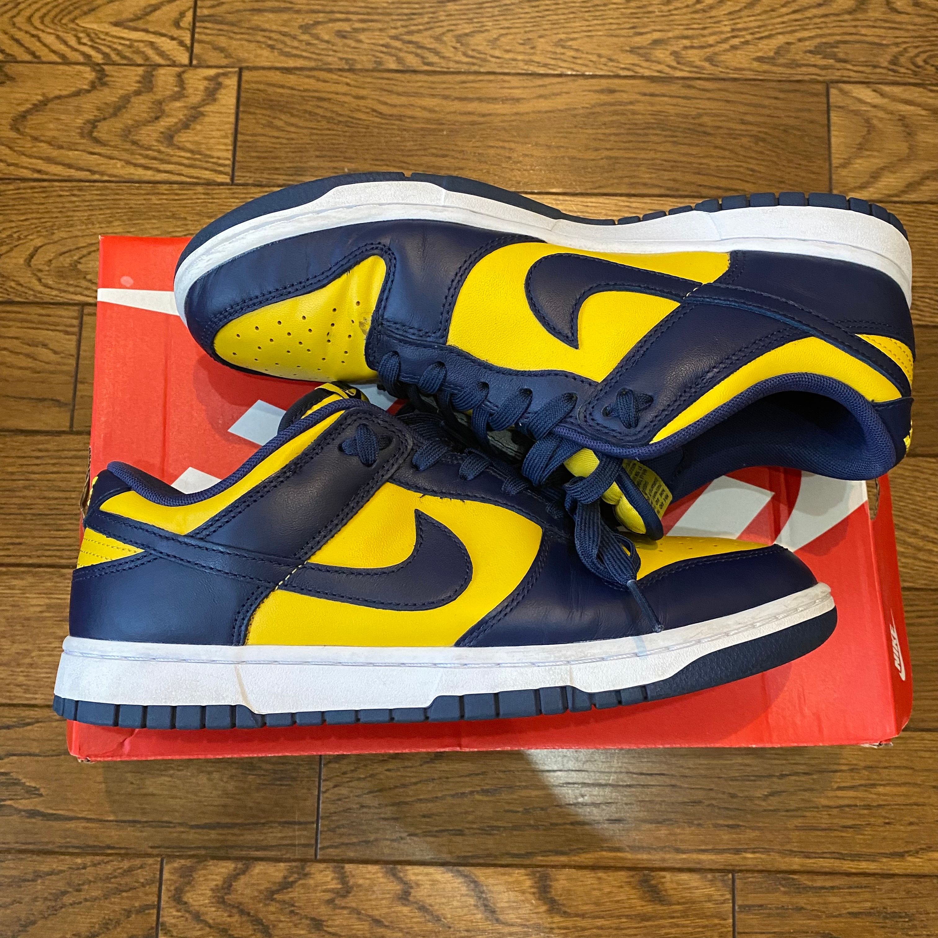 Nike Dunk Low "Michigan"