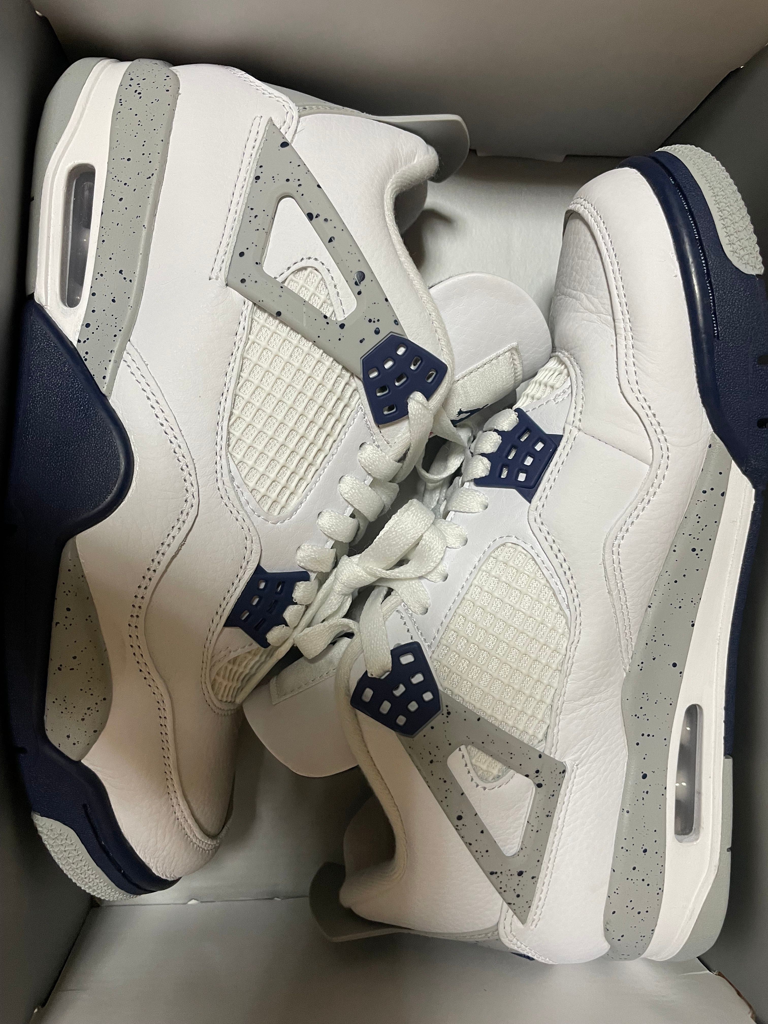 Nike Air Jordan 4 "Midnight Navy"