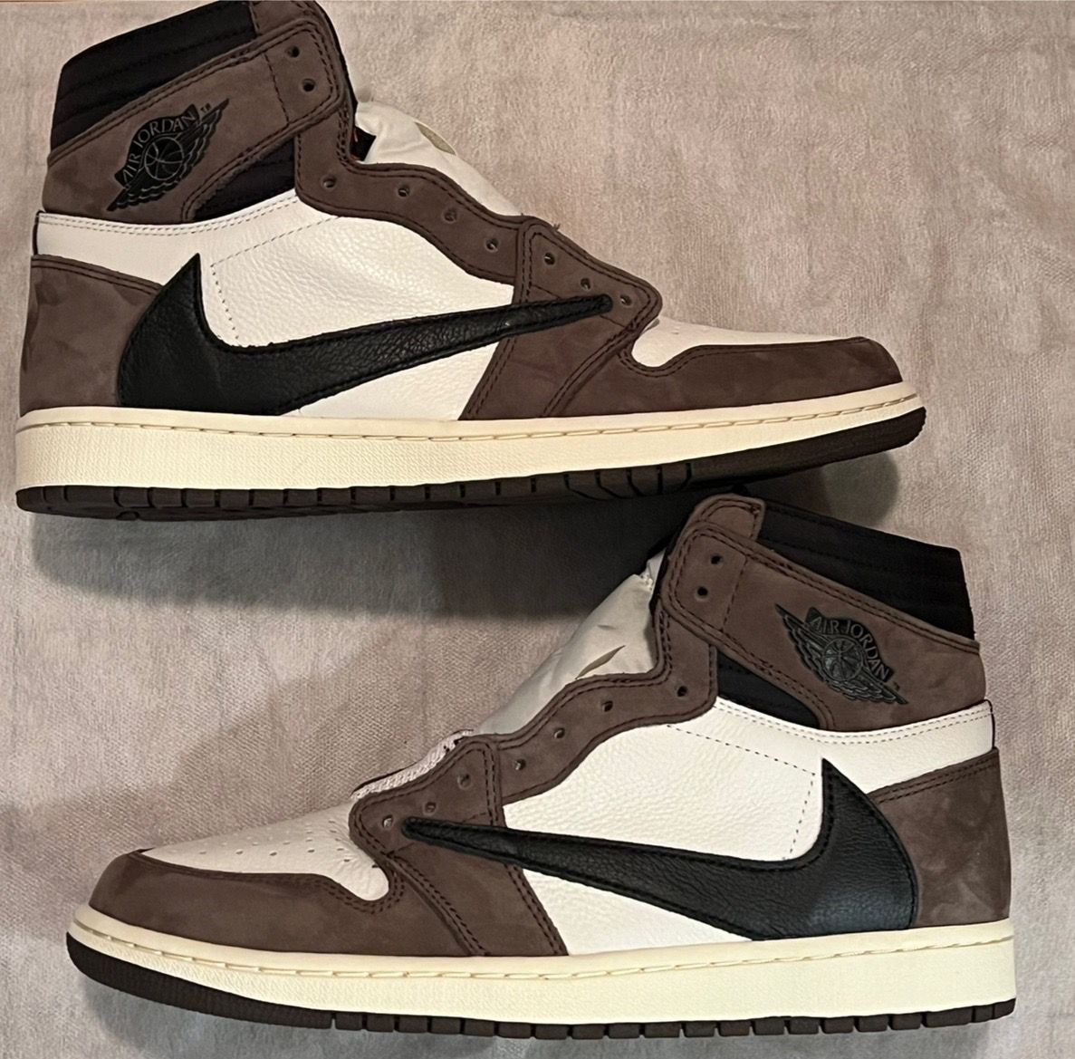 Travis Scott × Nike Air Jordan 1 Retro High OG TS SP "Sail/Dark Mocha"