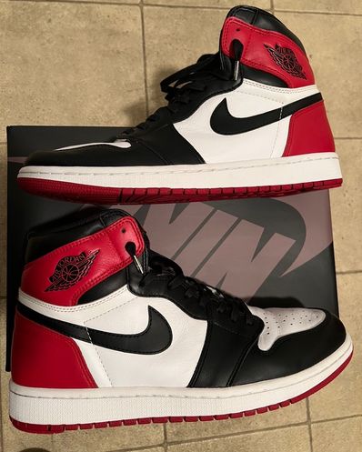 Nike Air Jordan 1 Retro High OG "Black Toe"(2016)