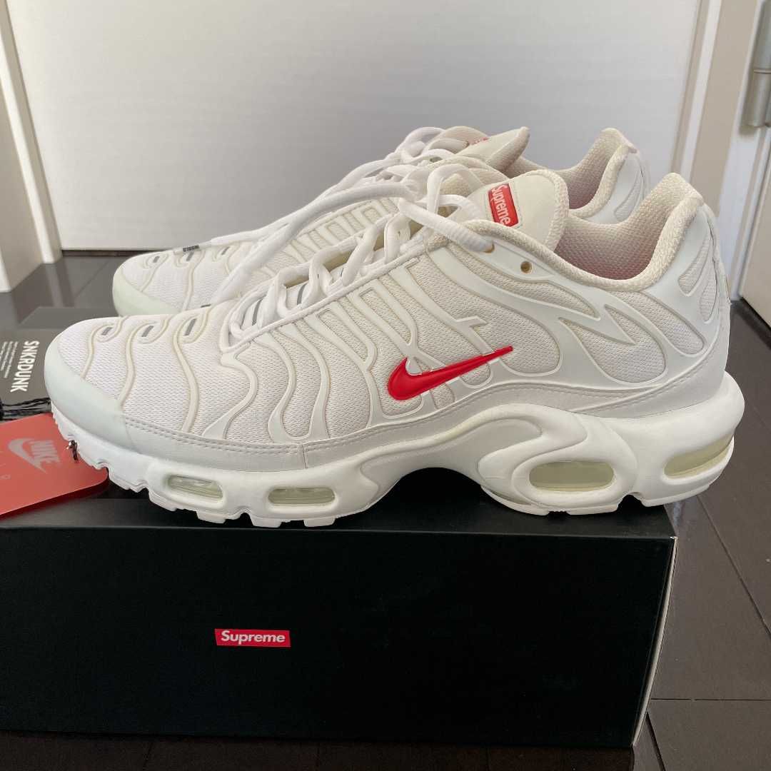Supreme x Nike Air Max Plus TN "White/Speed Red"