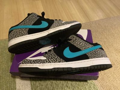 Nike SB Dunk Low "Elephant/Safari"