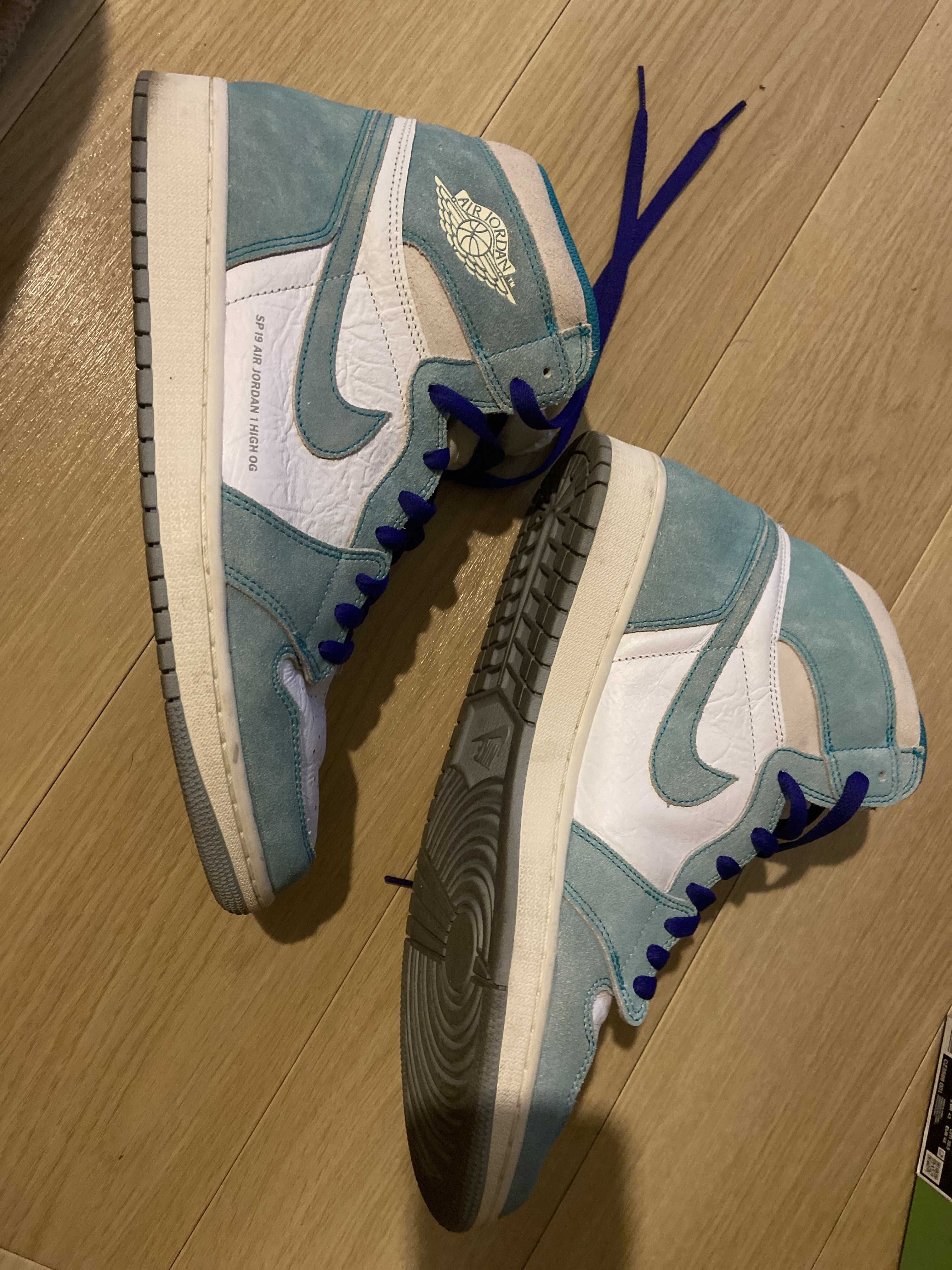 Nike Air Jordan 1 Retro High OG "Turbo Green"