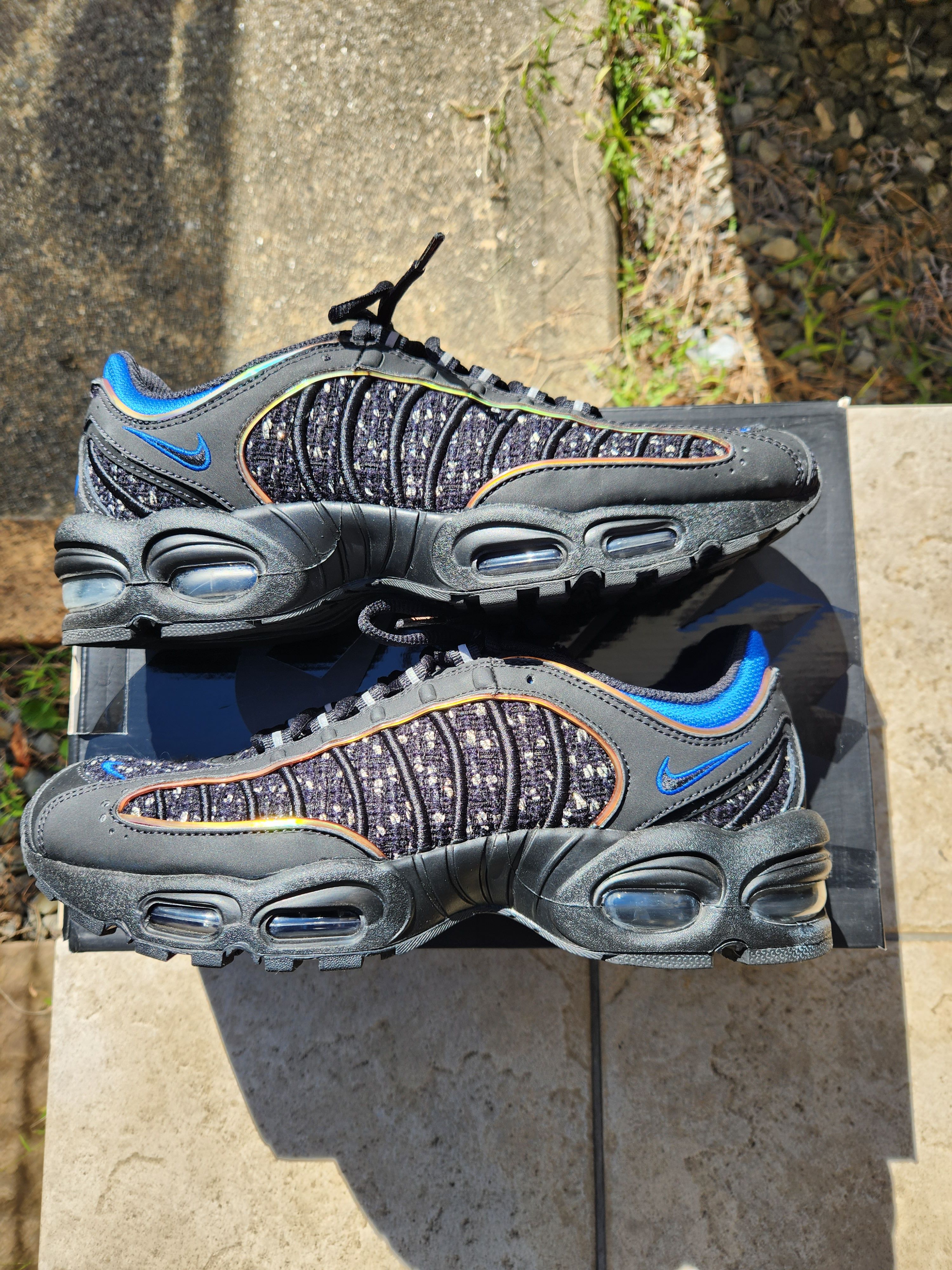 Supreme × Nike Air Max Tailwind 4 "Black"