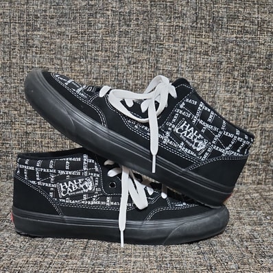 Supreme × Vans Half Cab "Black"
