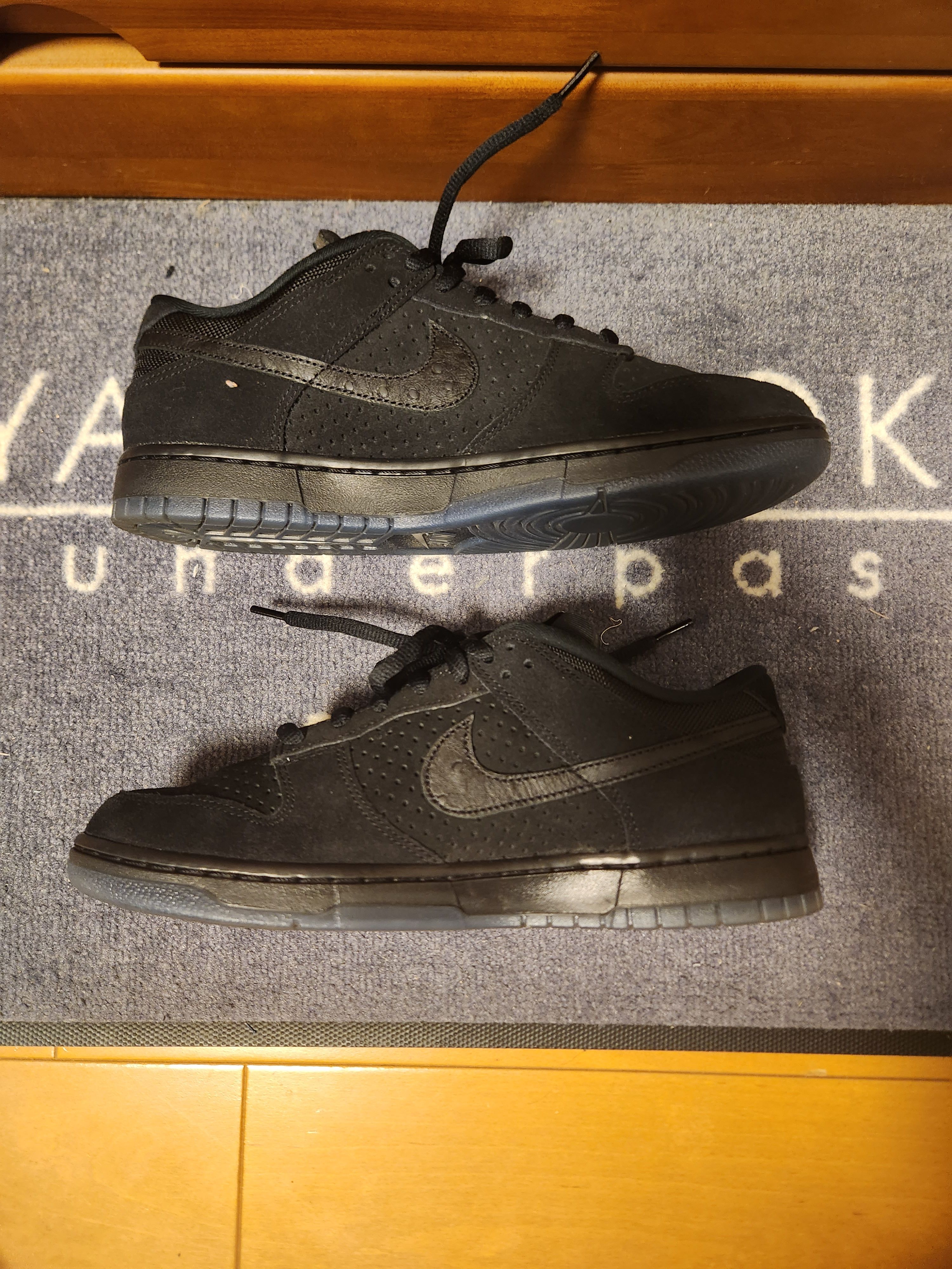 UNDEFEATED × Nike Dunk Low SP "5 ON IT"