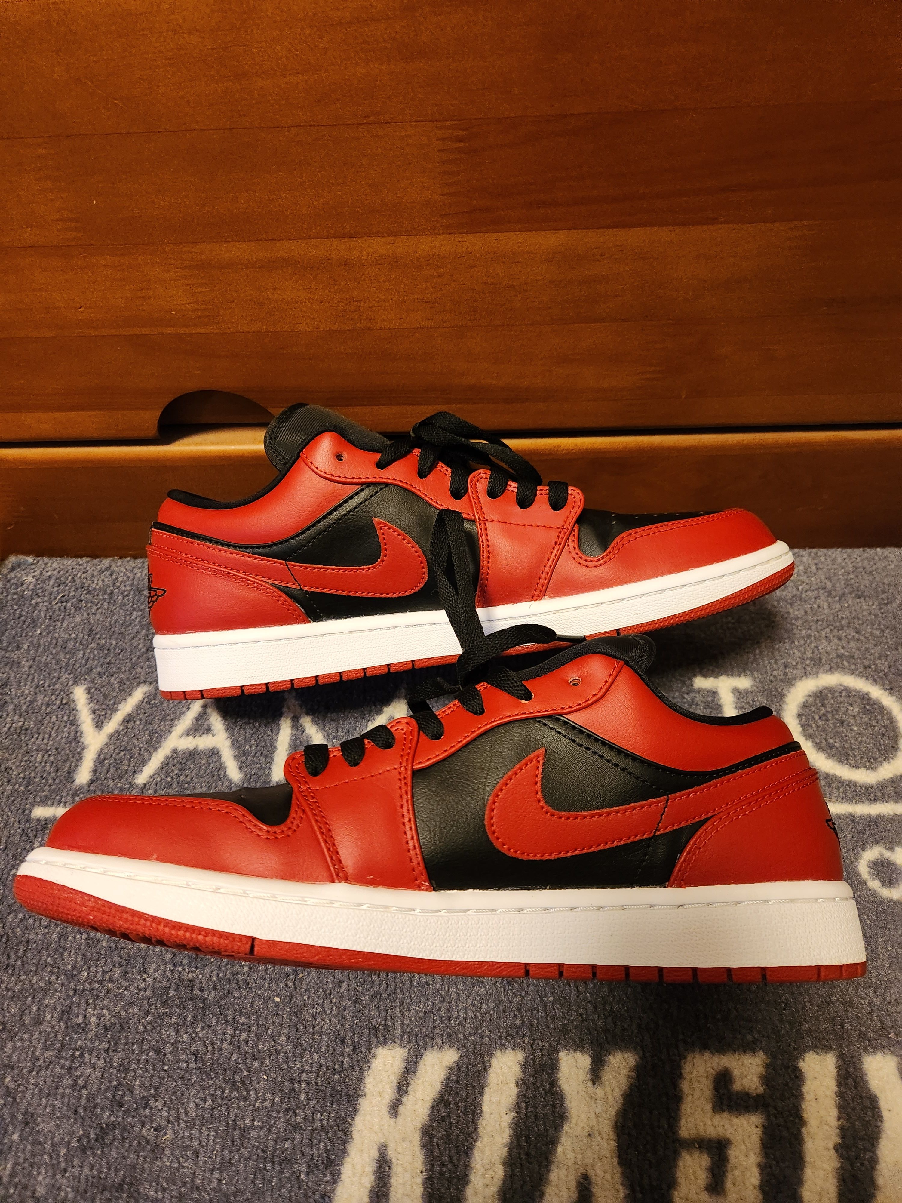 Nike Air Jordan 1 Low "Varsity Red"   
