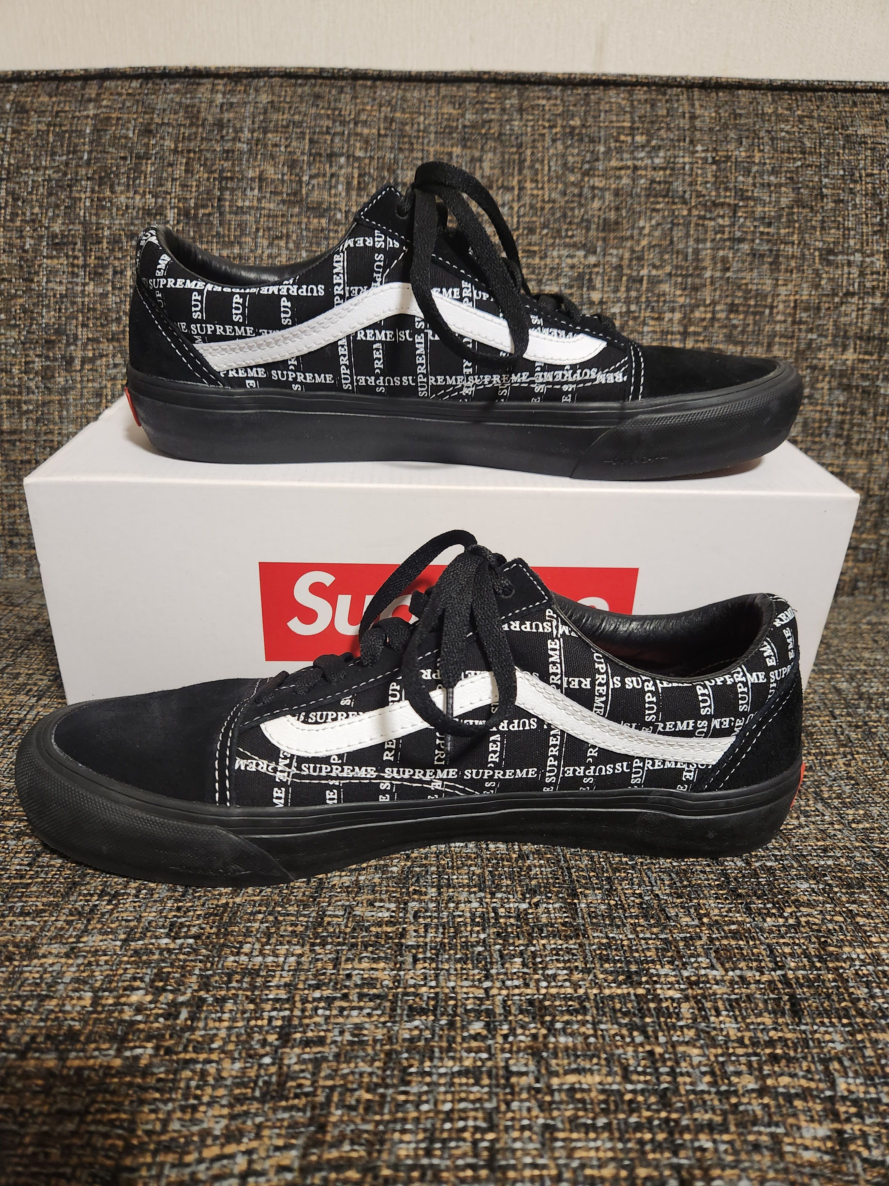 Supreme × Vans Old Skool "Black"