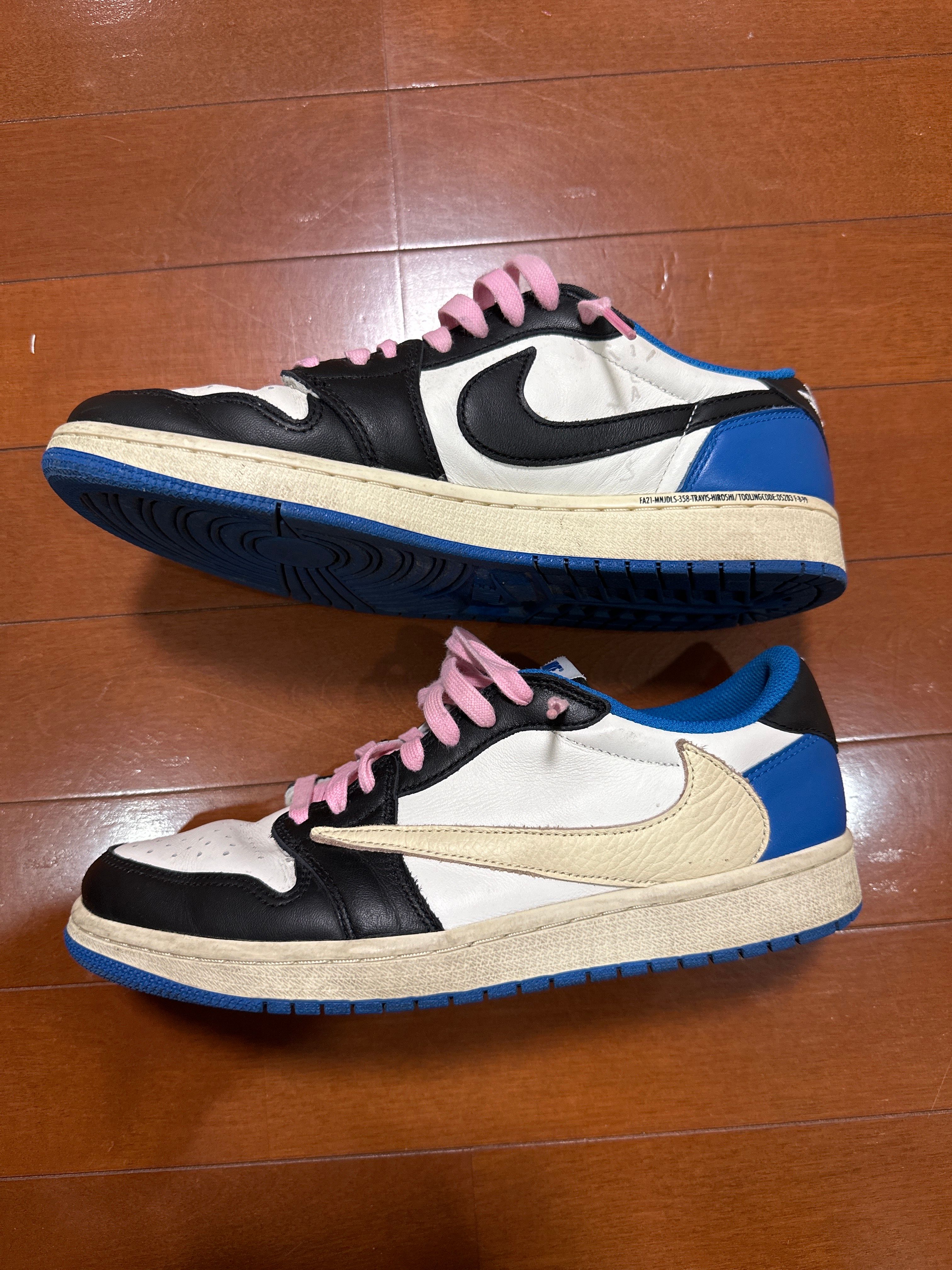 Travis Scott × fragment design × Nike Air Jordan 1 Low OG SP "Military Blue"