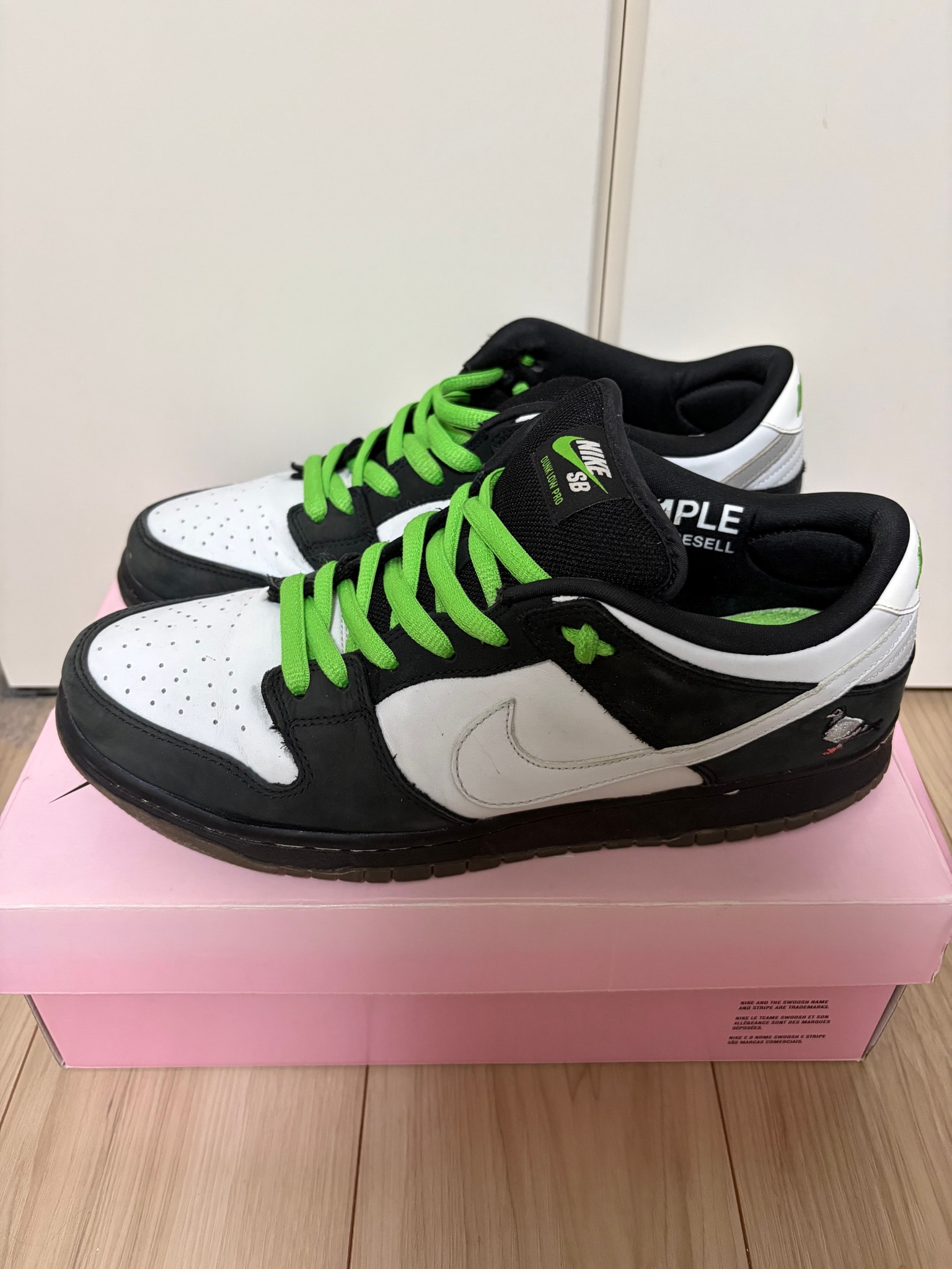STAPLE × Nike SB Dunk Low "Pigeon Black/White"