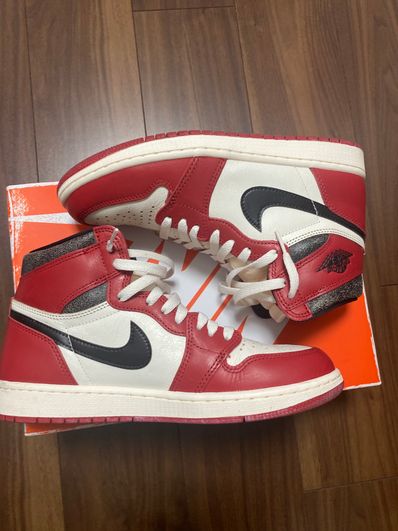 Nike Air Jordan 1 High OG "Lost & Found/Chicago"