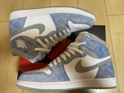 Nike Air Jordan 1 High OG "Hyper Royal"