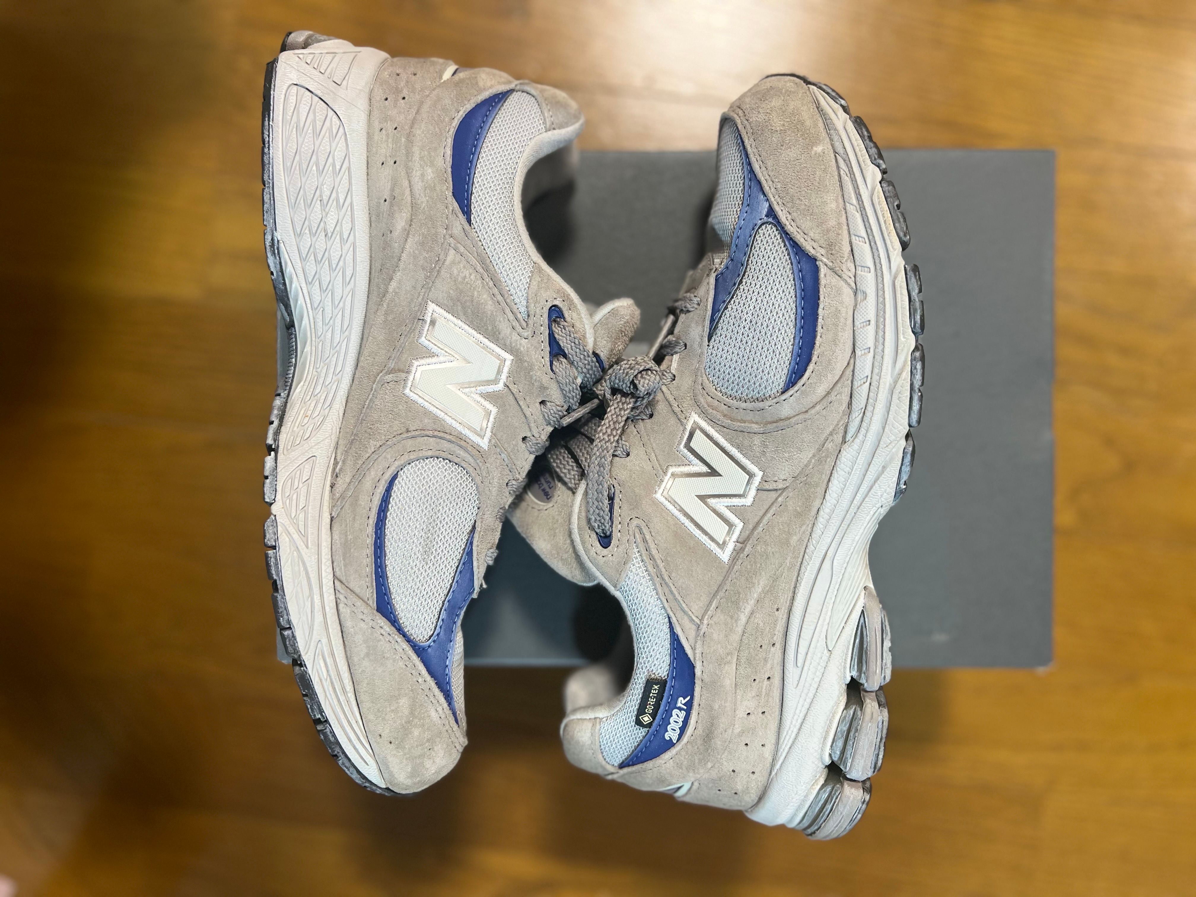 New Balance 2002R "Light Gray"