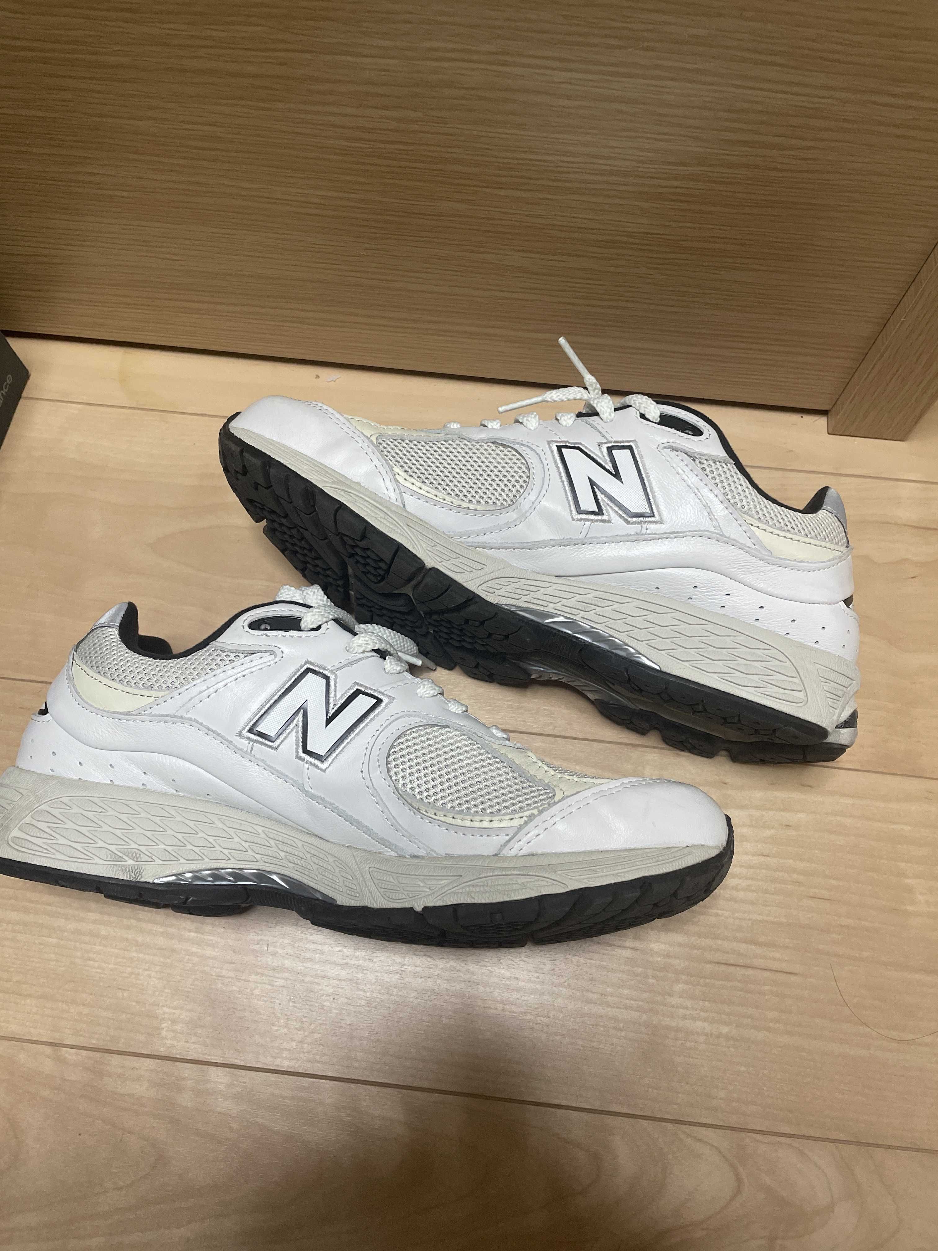 New Balance 2002R "White"