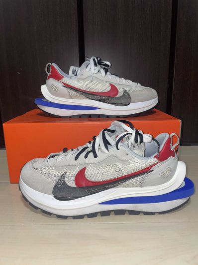 sacai × Nike Vapor Waffle "Royal Fuchsia"