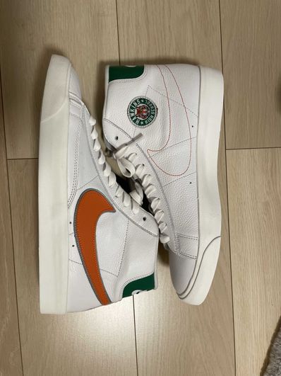 STRANGER THINGS × NIKE