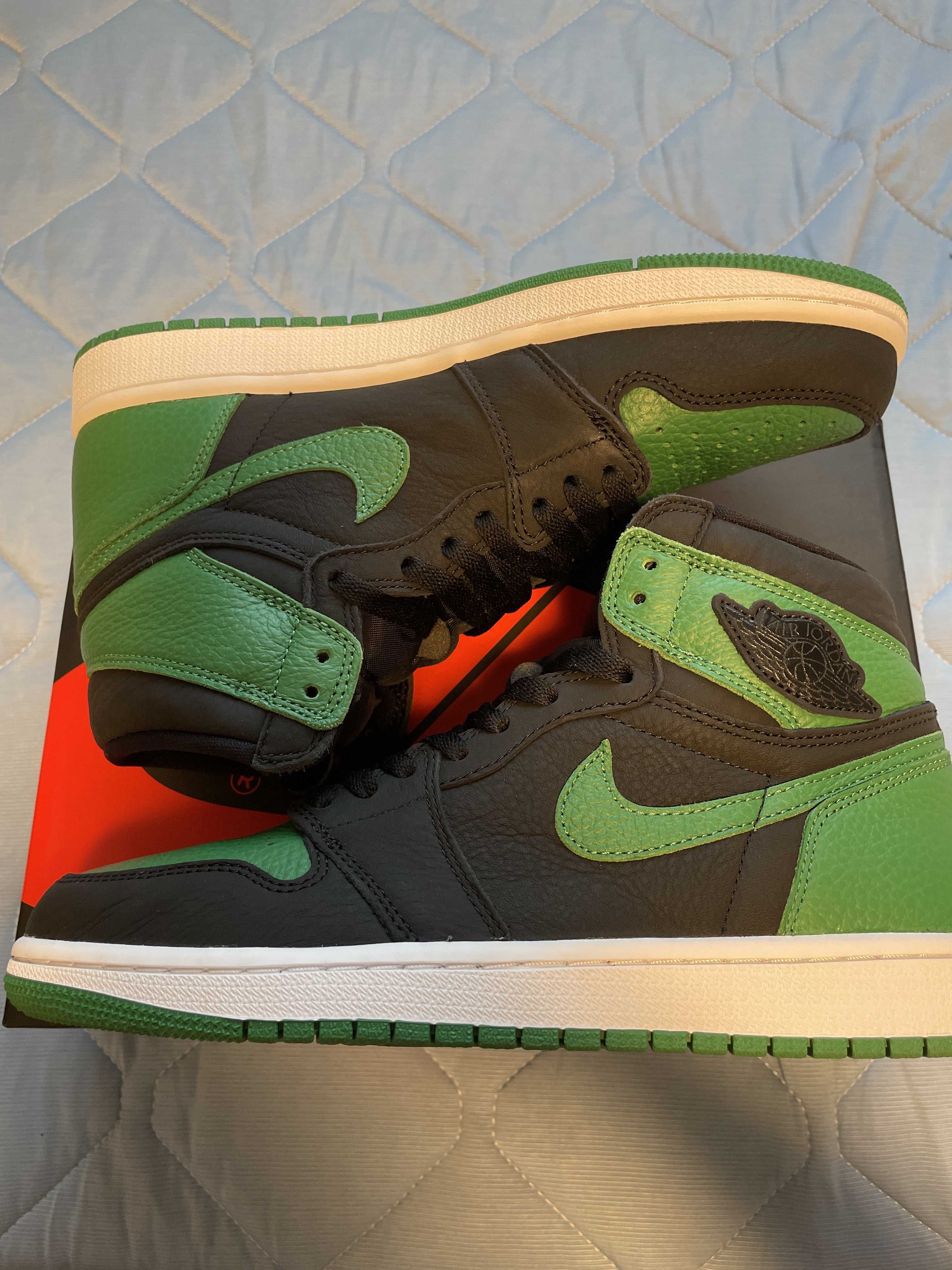 Nike Air Jordan 1 Retro High OG "Black/Pine Green" (2020)      