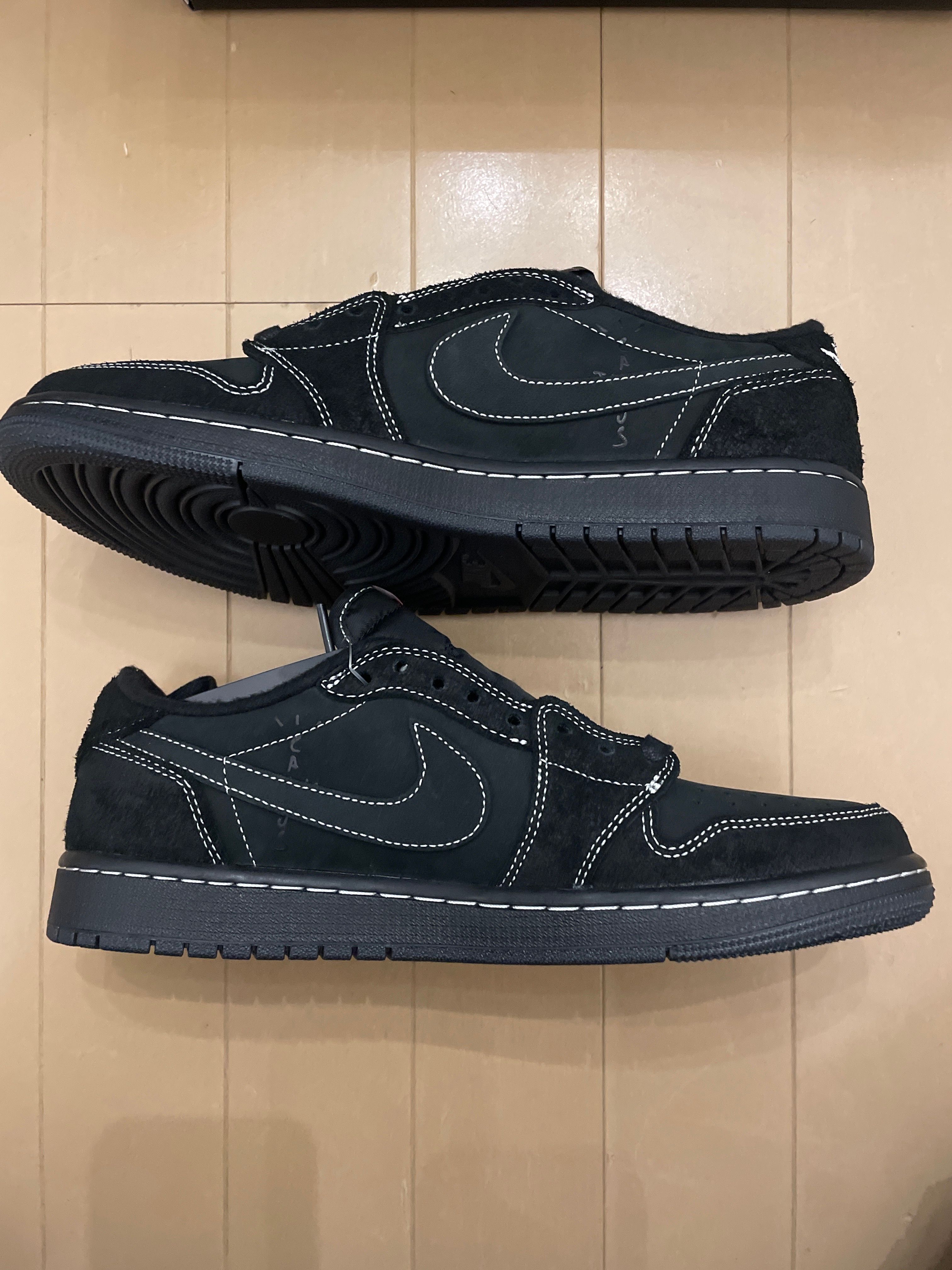 Travis Scott × Nike Air Jordan 1 Low OG SP "Black Phantom"