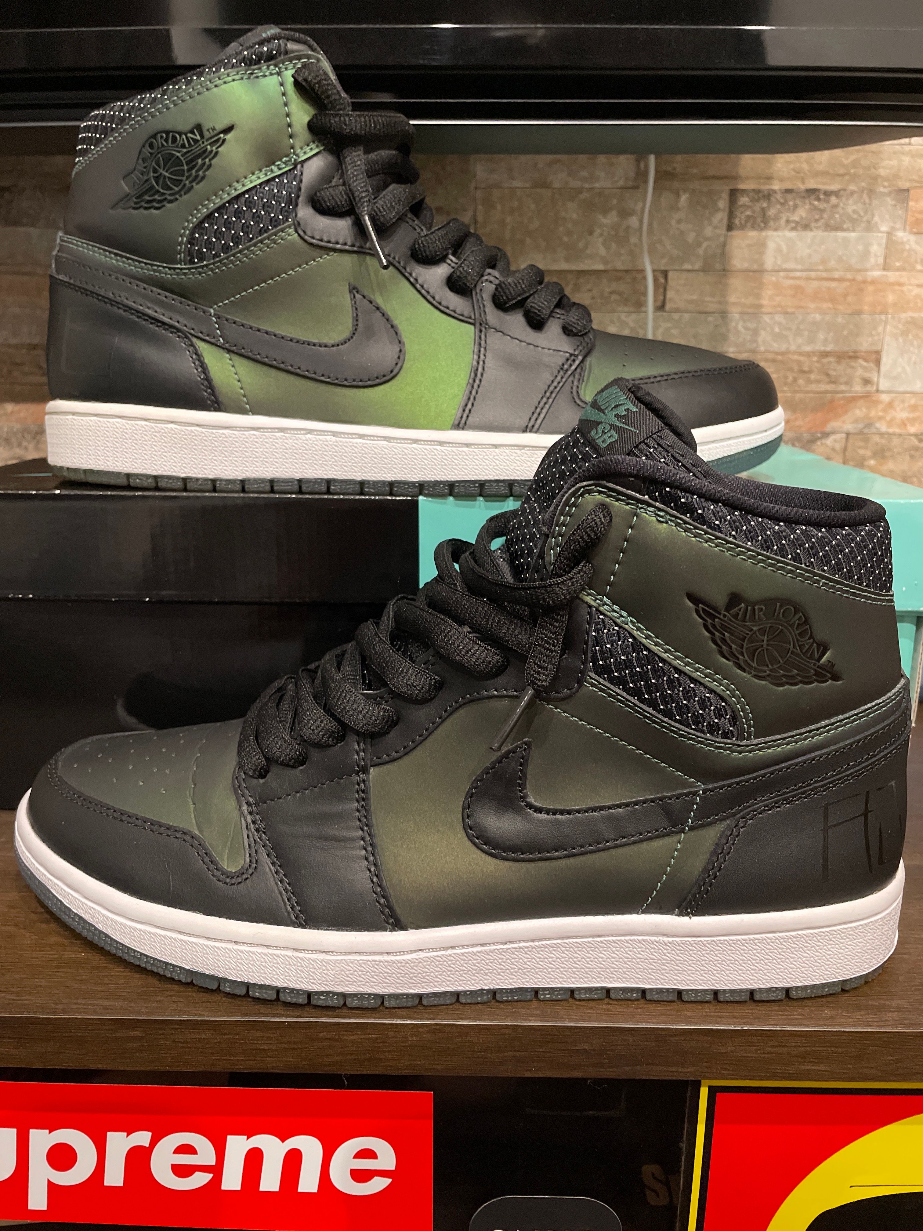 Nike SB Air Jordan 1 High "Craig Stecyk Black Silver"