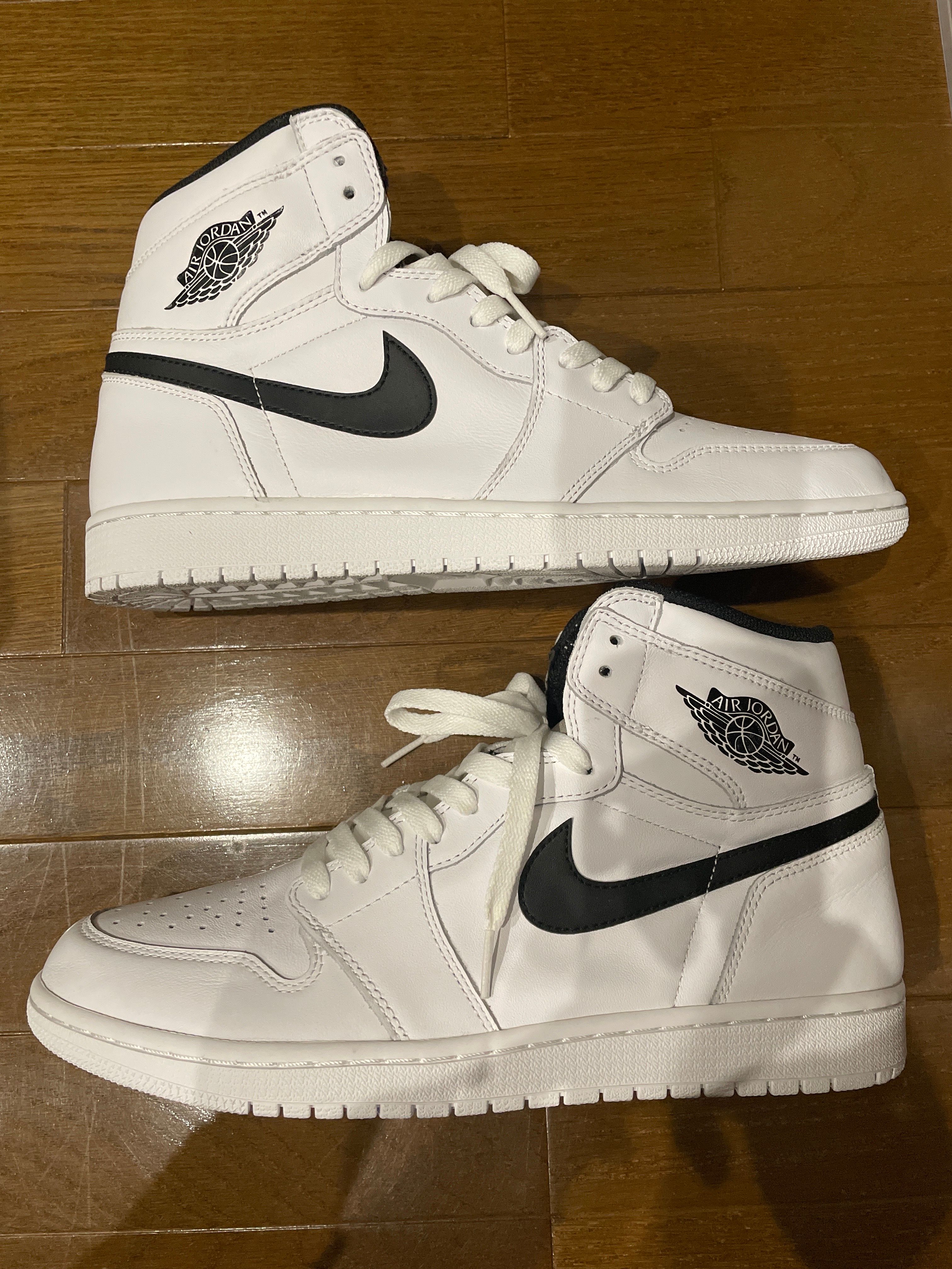 Nike Air Jordan 1 Retro High "Yin Yang White"