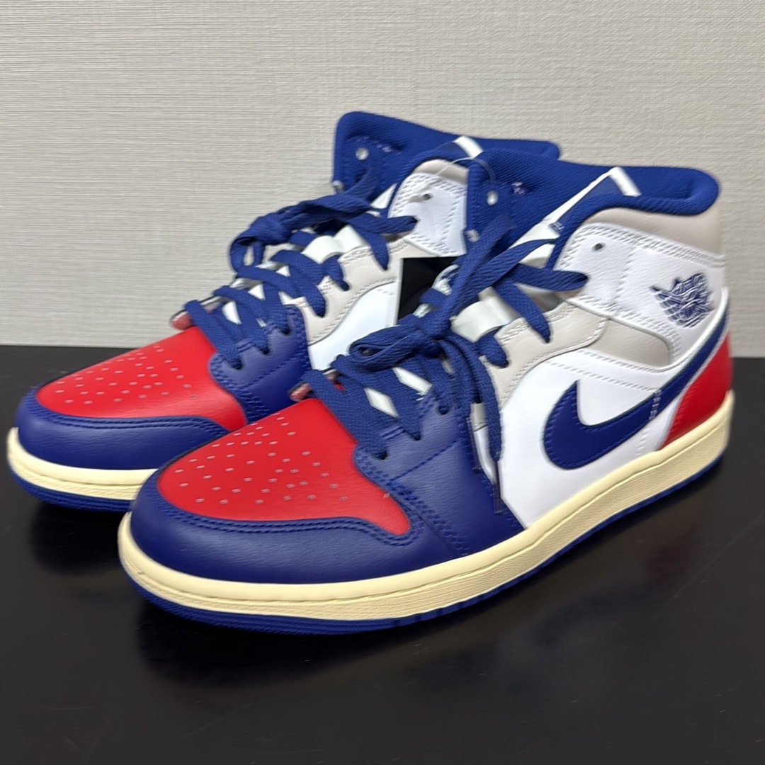 Nike Air Jordan 1 Mid "Rare Air"
