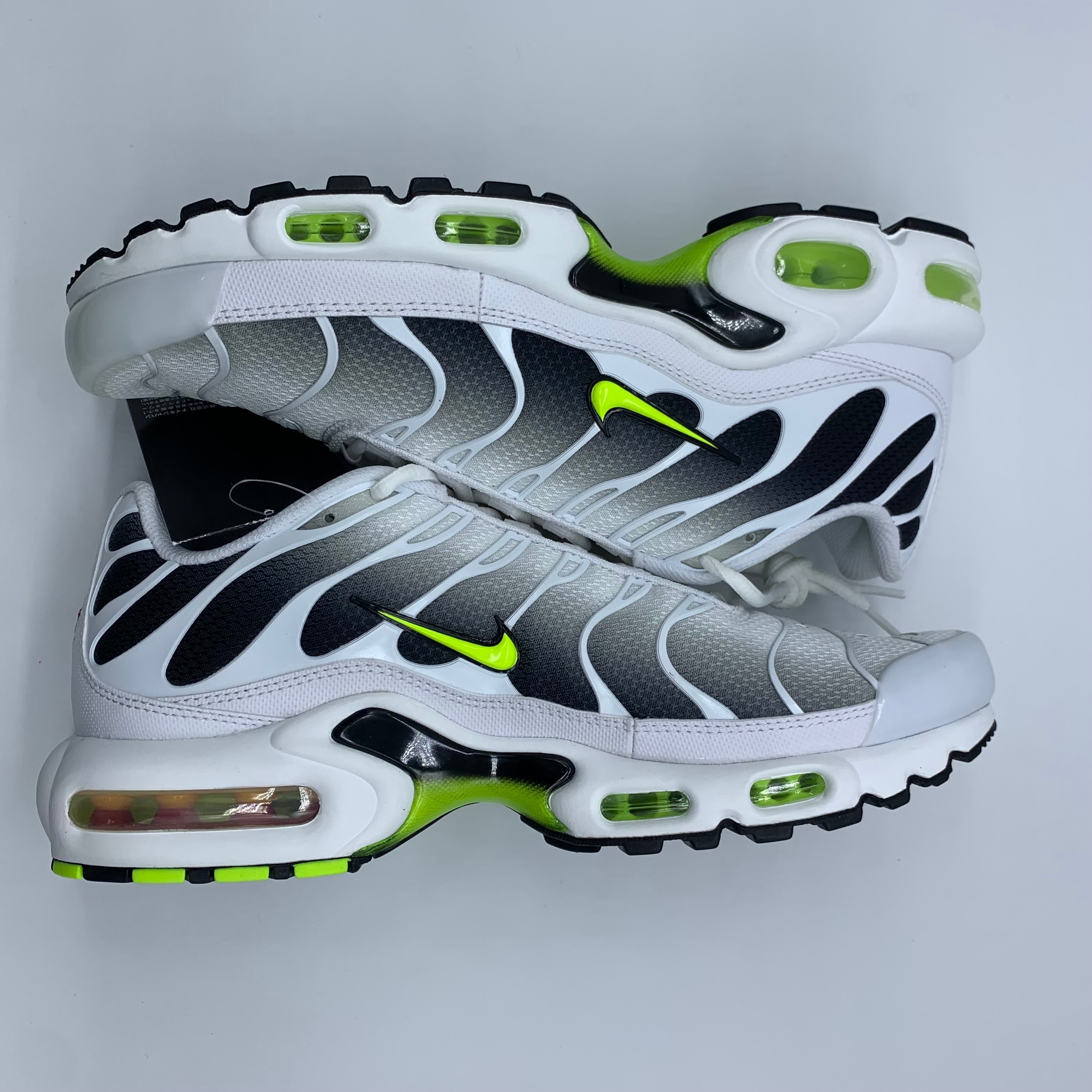 Nike Air Max Plus "Volt"