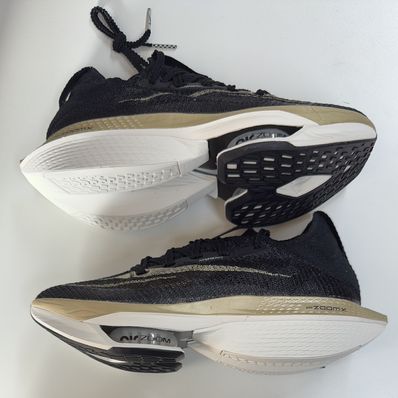 Nike AlphaFly 2 "Black/Sail/Metallic Gold Grain"