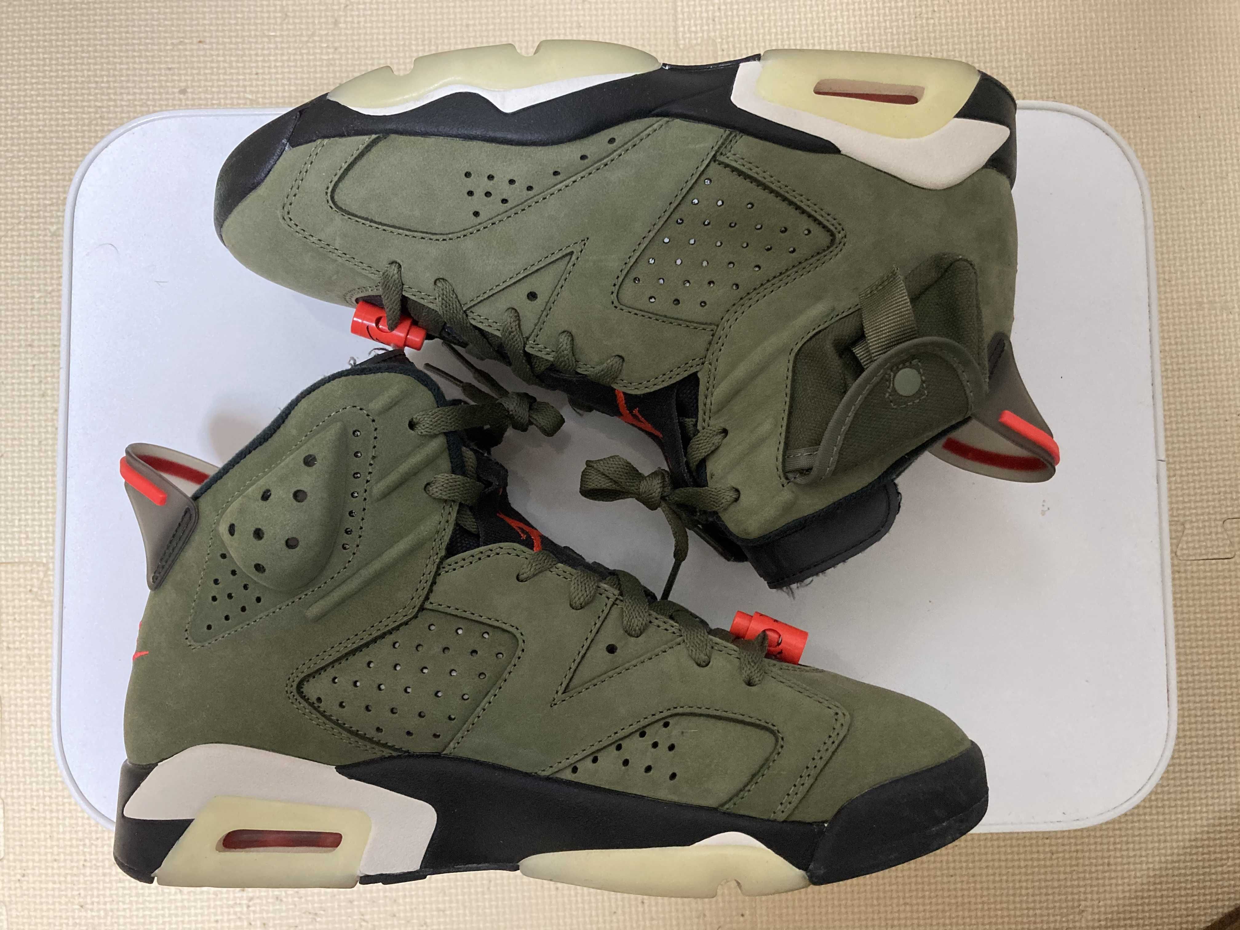 Travis Scott × Nike Air Jordan 6 Retro "Medium Olive"