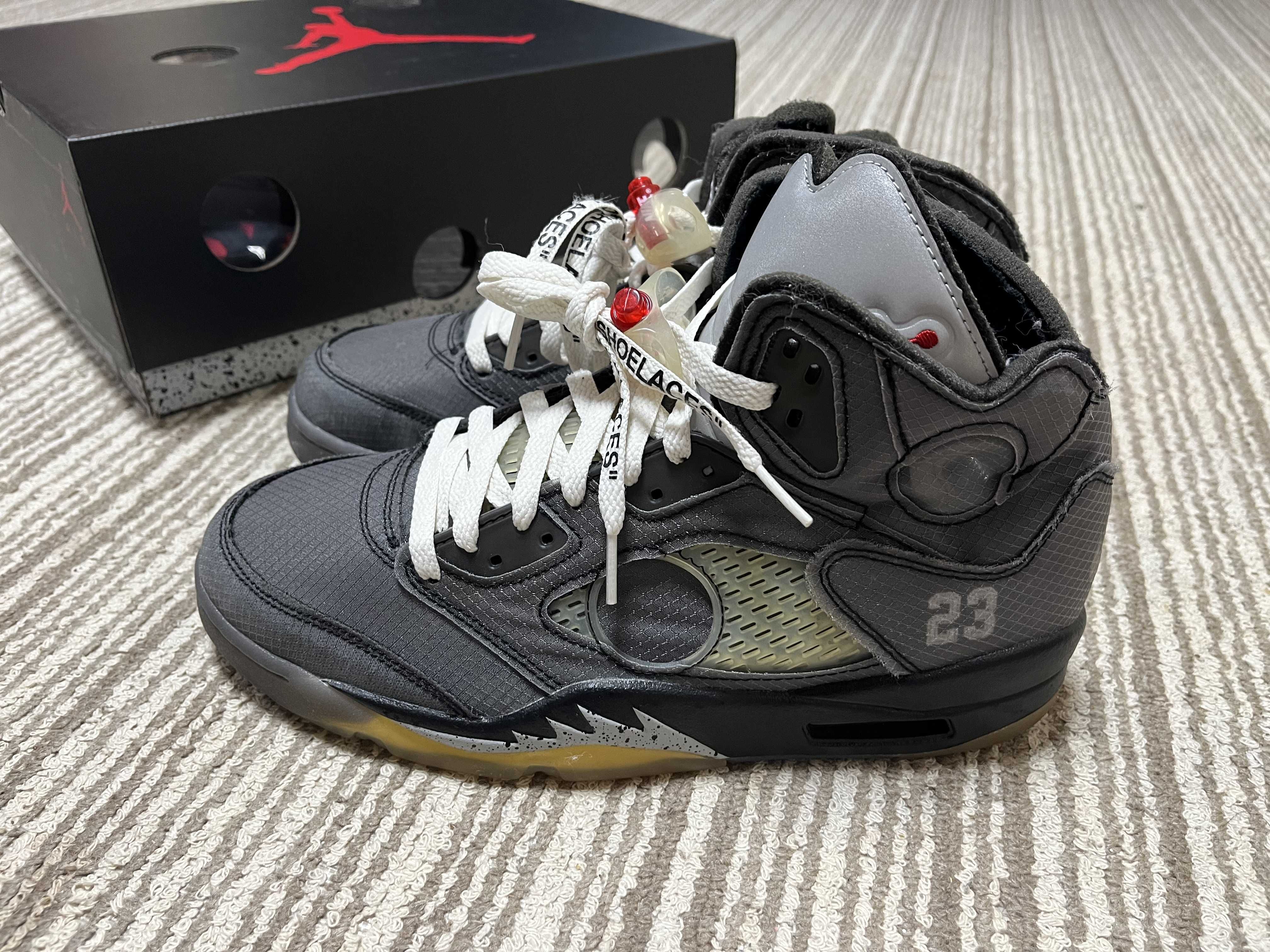 Off-White × Nike Air Jordan 5 "Black/Muslin/Fire Red"