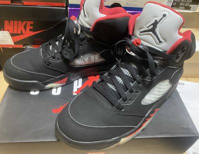 Supreme × Nike Air Jordan 5 Retro "Black"