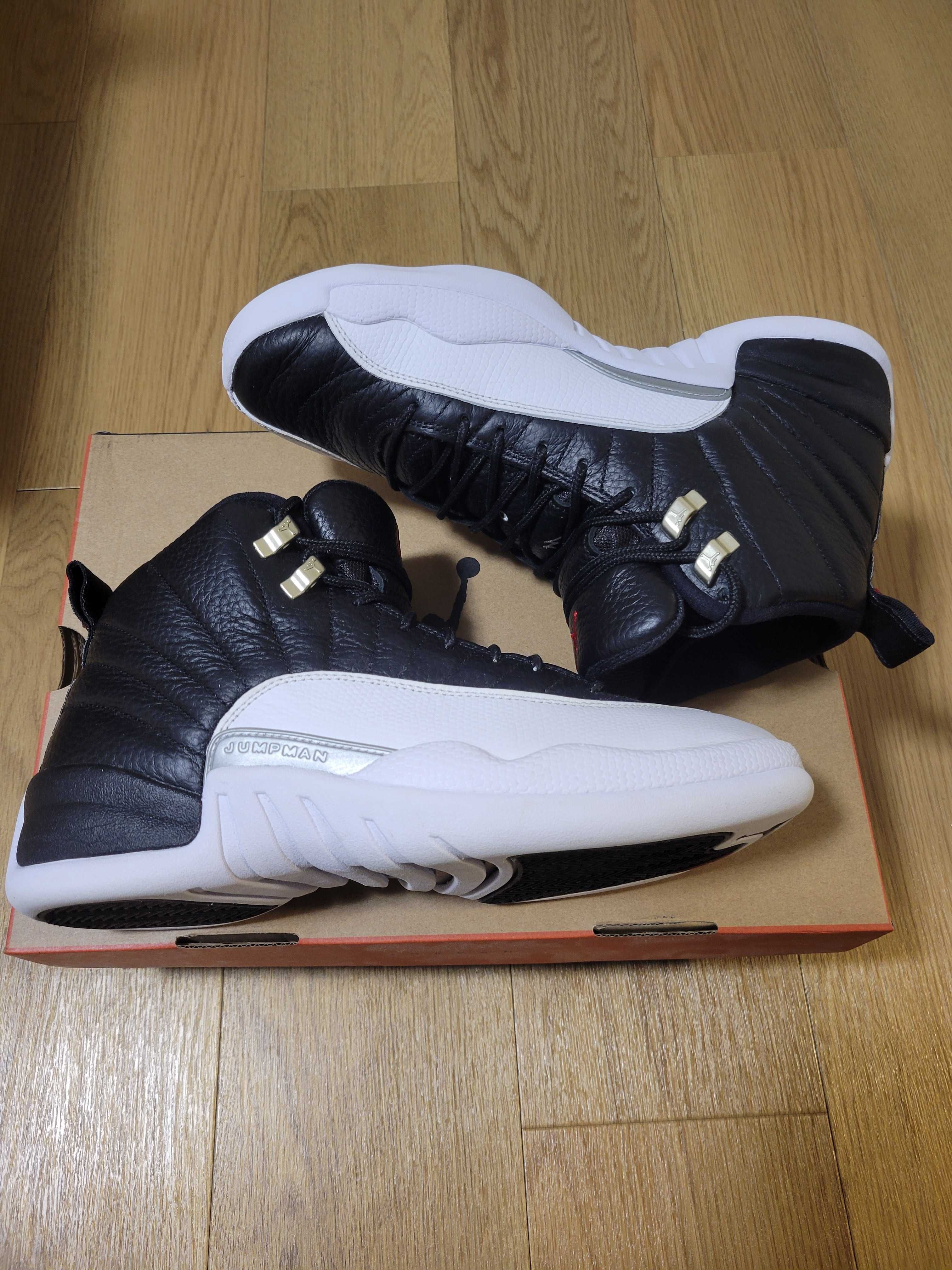 Nike Air Jordan 12 "Playoffs"