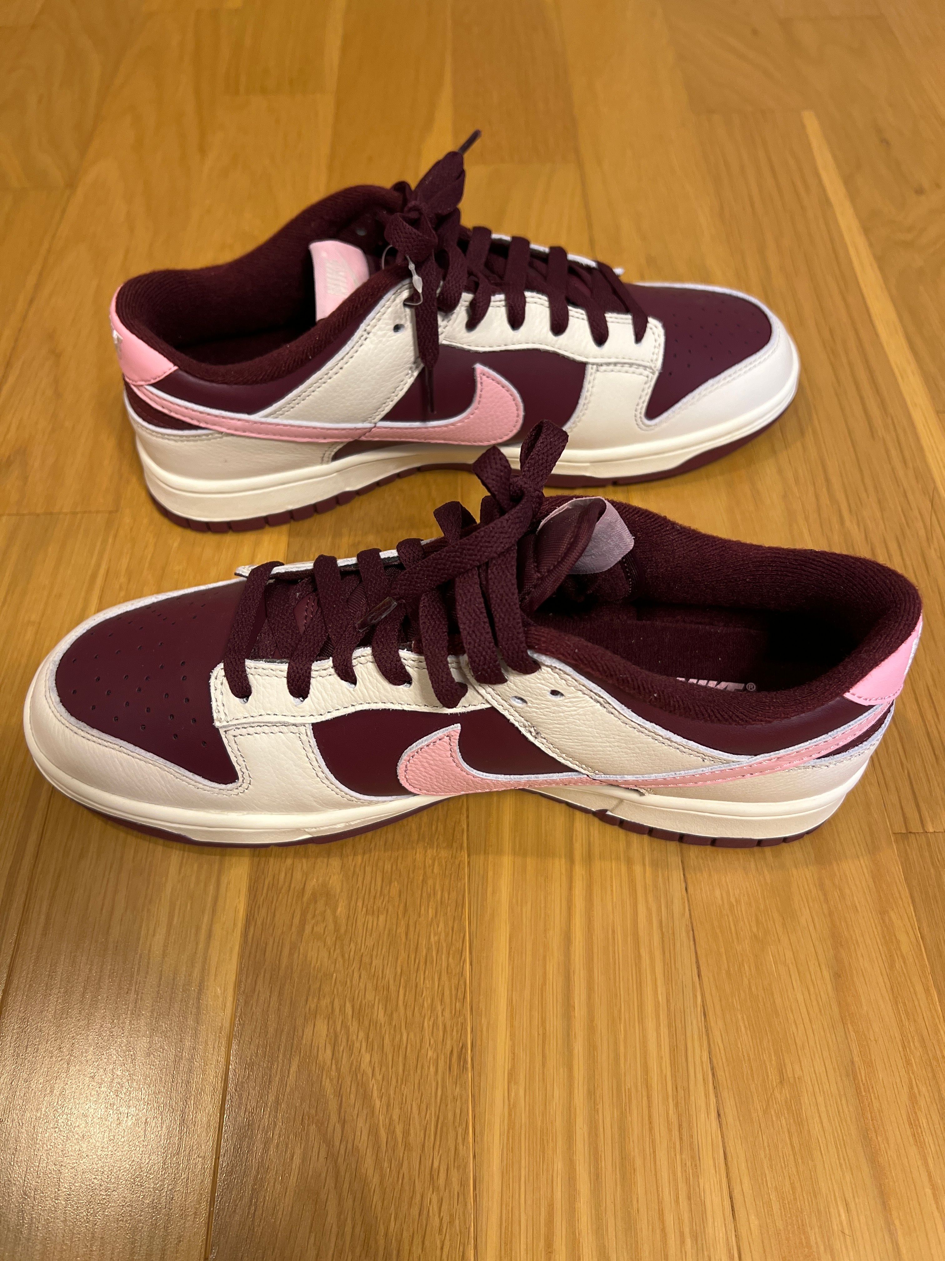 Nike Dunk Low "Valentine’s Day" (2023)