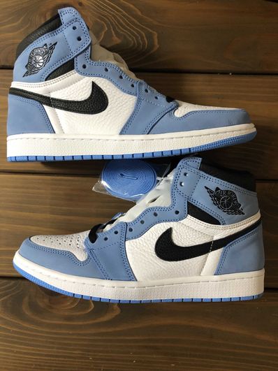Nike Air Jordan 1 High OG "University Blue"