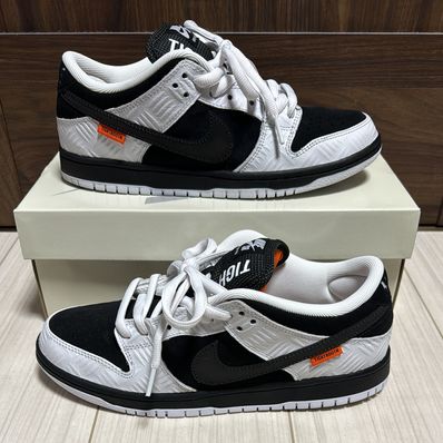 TIGHTBOOTH × Nike SB Dunk Low Pro QS "Black and White"