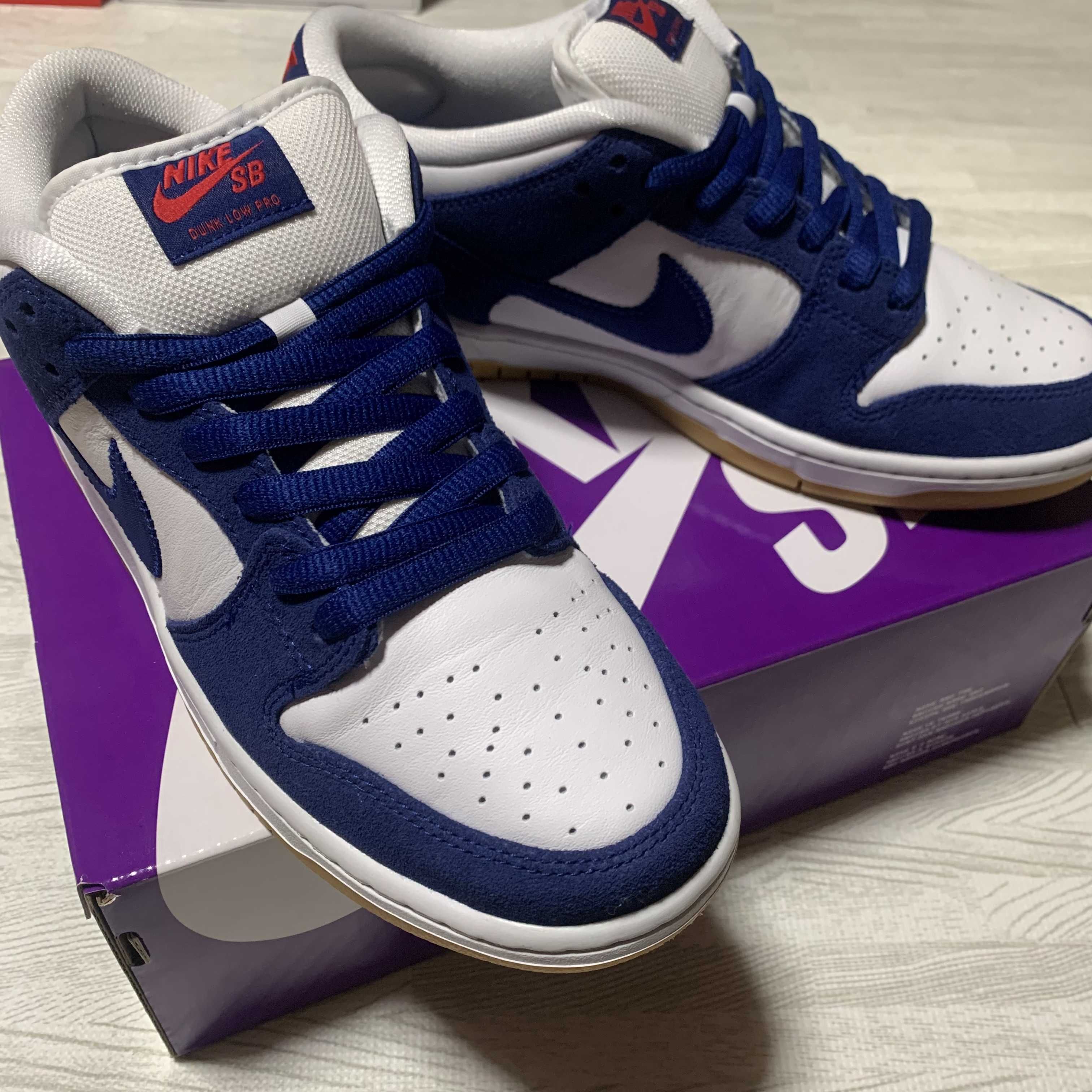 Nike SB Dunk Low "Los Angeles Dodgers/Deep Royal Blue"
