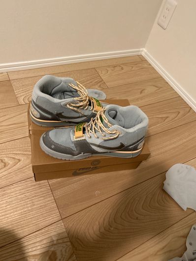 Travis Scott × Nike Air Trainer 1 SP "Grey Haze and Dusty Sage"