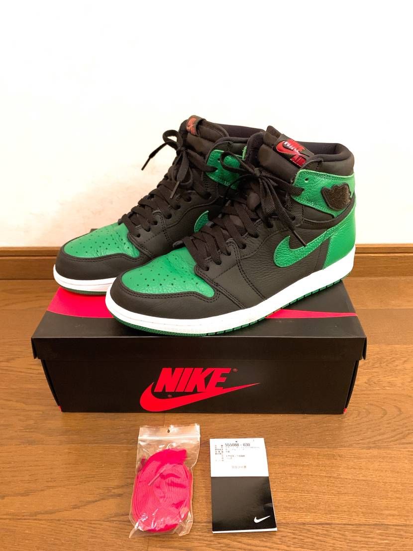 Nike Air Jordan 1 Retro High OG "Black/Pine Green" (2020)