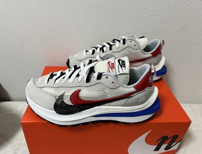 sacai × Nike Vapor Waffle "Royal Fuchsia"