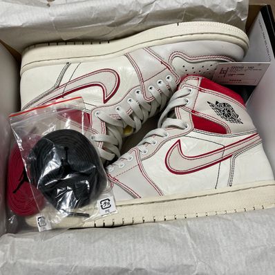 Nike Air Jordan 1 Retro High OG "Sail/University Red"