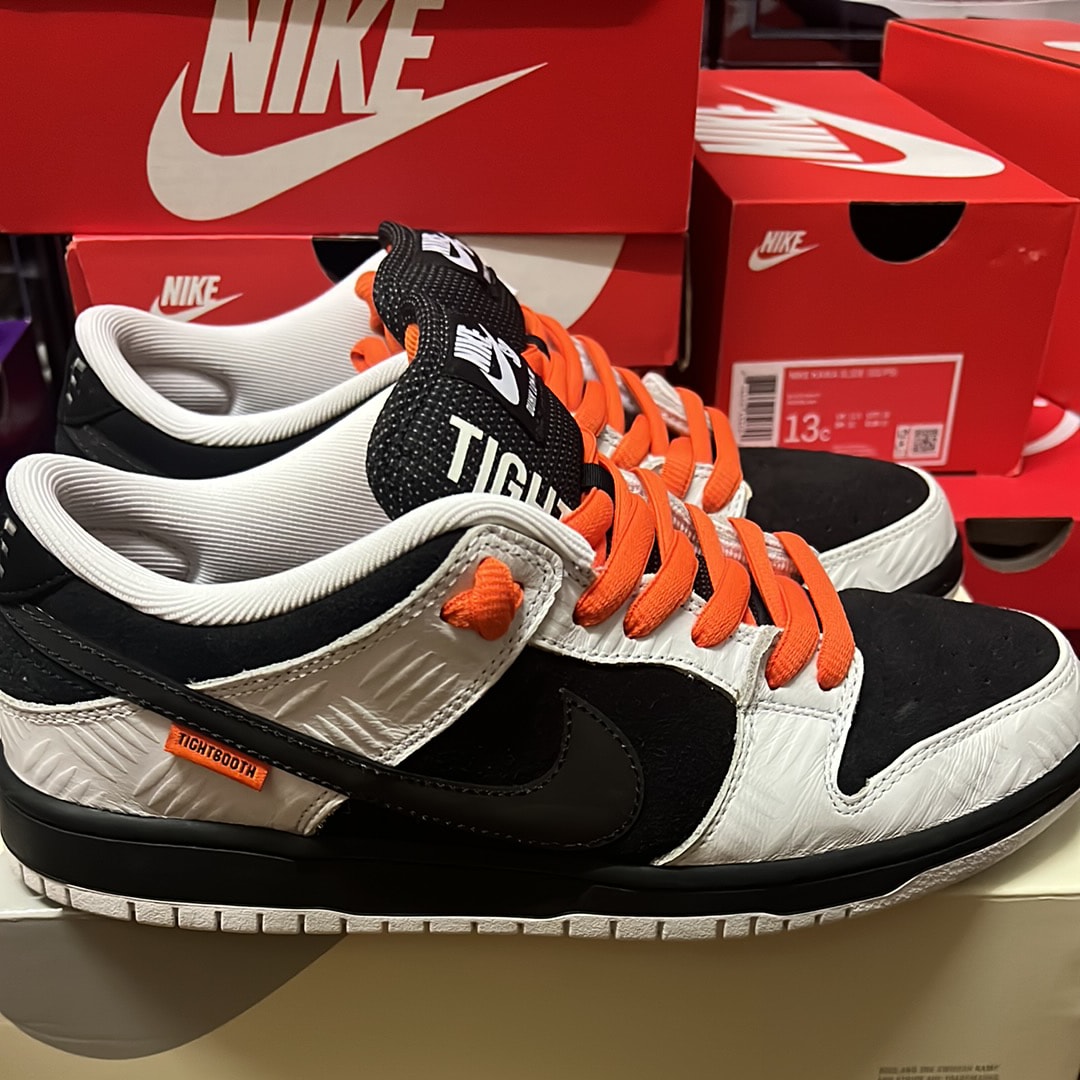 TIGHTBOOTH × Nike SB Dunk Low Pro QS "Black and White"