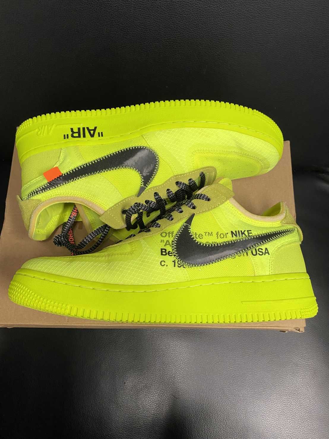 Off-White × Nike Air Force 1 Low "Volt"
